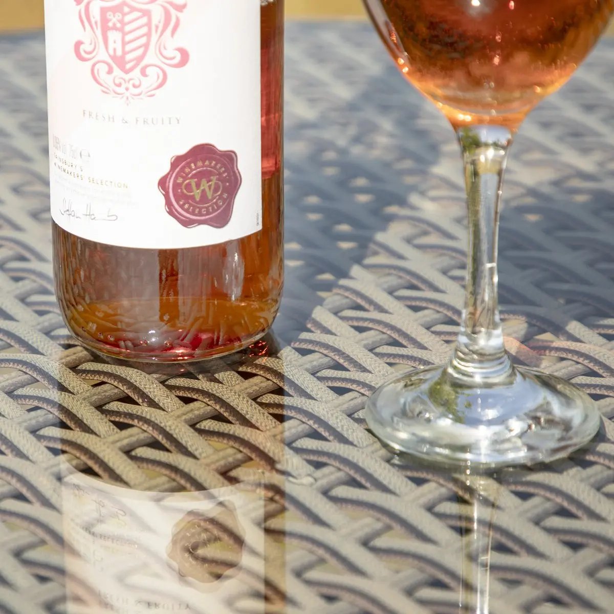 Dellonda DG65 Chester Rattan Wicker Outdoor Bistro Table with Tempered Glass Top Brown Dellonda