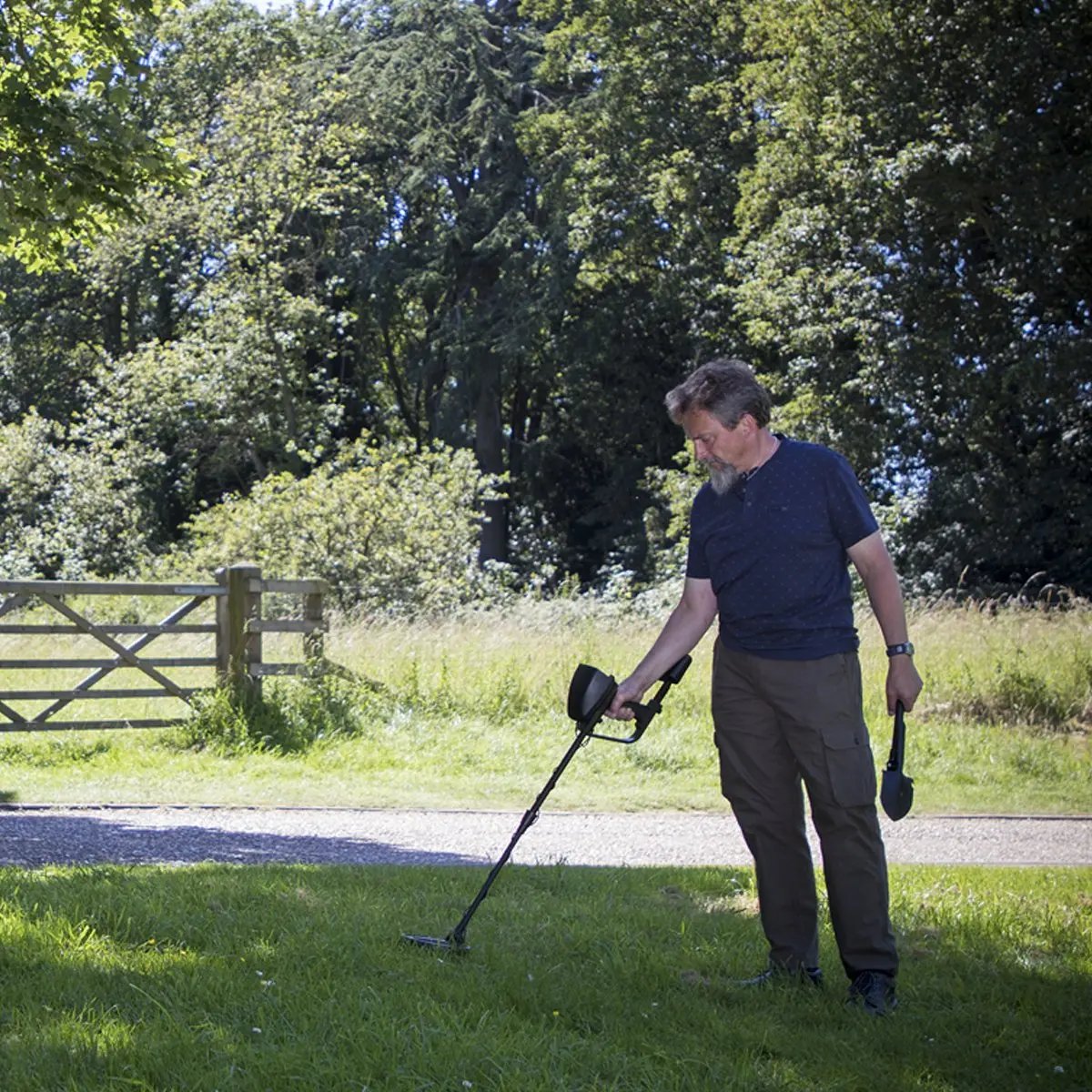 Dellonda DL6 Adults Metal Detector with High Accuracy Pinpoint Function Dellonda