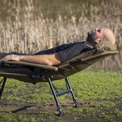 Dellonda DL73 Deluxe Portable Fishing/Camping Chair Reclining Padded Armrests and Back Adjustable Height Rotating Feet for Multiple Terrain Foldable Dellonda