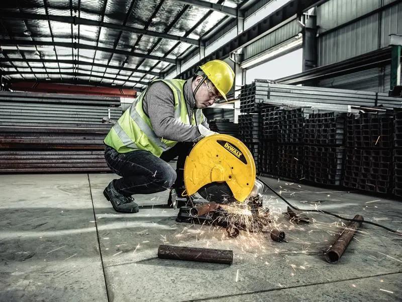 Dewalt D28730 Metal Cutting Chop Saw 355mm 2300W 240V Dewalt