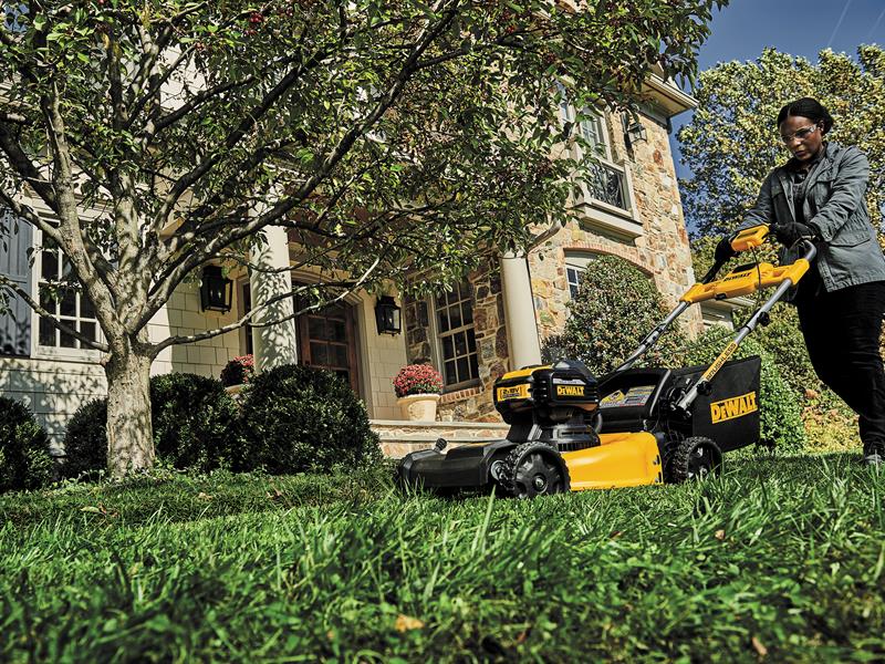 Dewalt DCMSP564N XR Brushless Self-Propelled Lawnmower 53cm 36V Bare Unit Dewalt