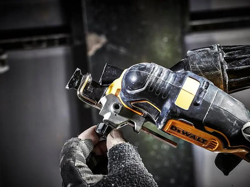 Dewalt DCS355M2 XR Brushless Oscillating Multi-Tool 18V 2 x 4.0Ah Li-ion Dewalt