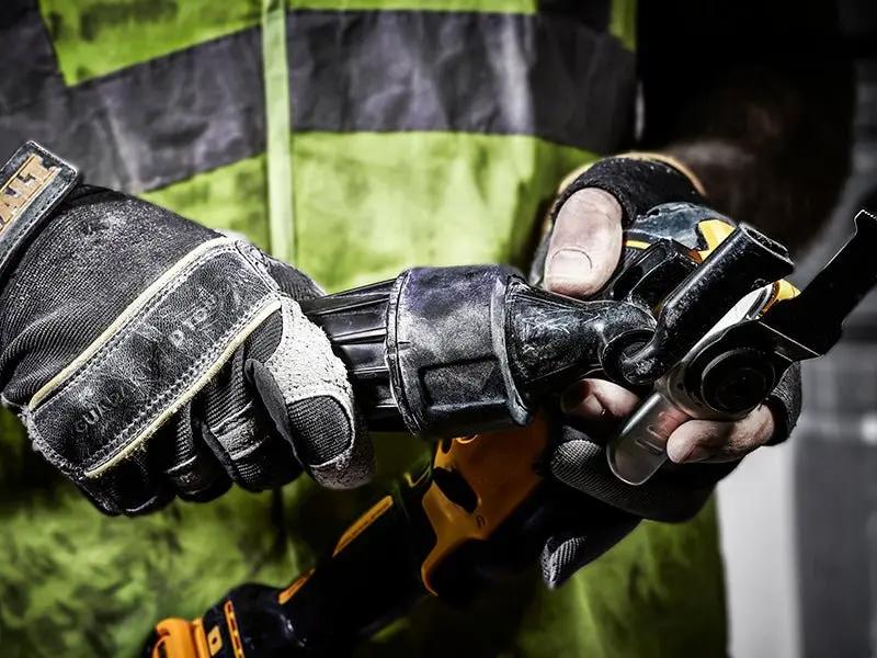 Dewalt DCS355M2 XR Brushless Oscillating Multi-Tool 18V 2 x 4.0Ah Li-ion Dewalt