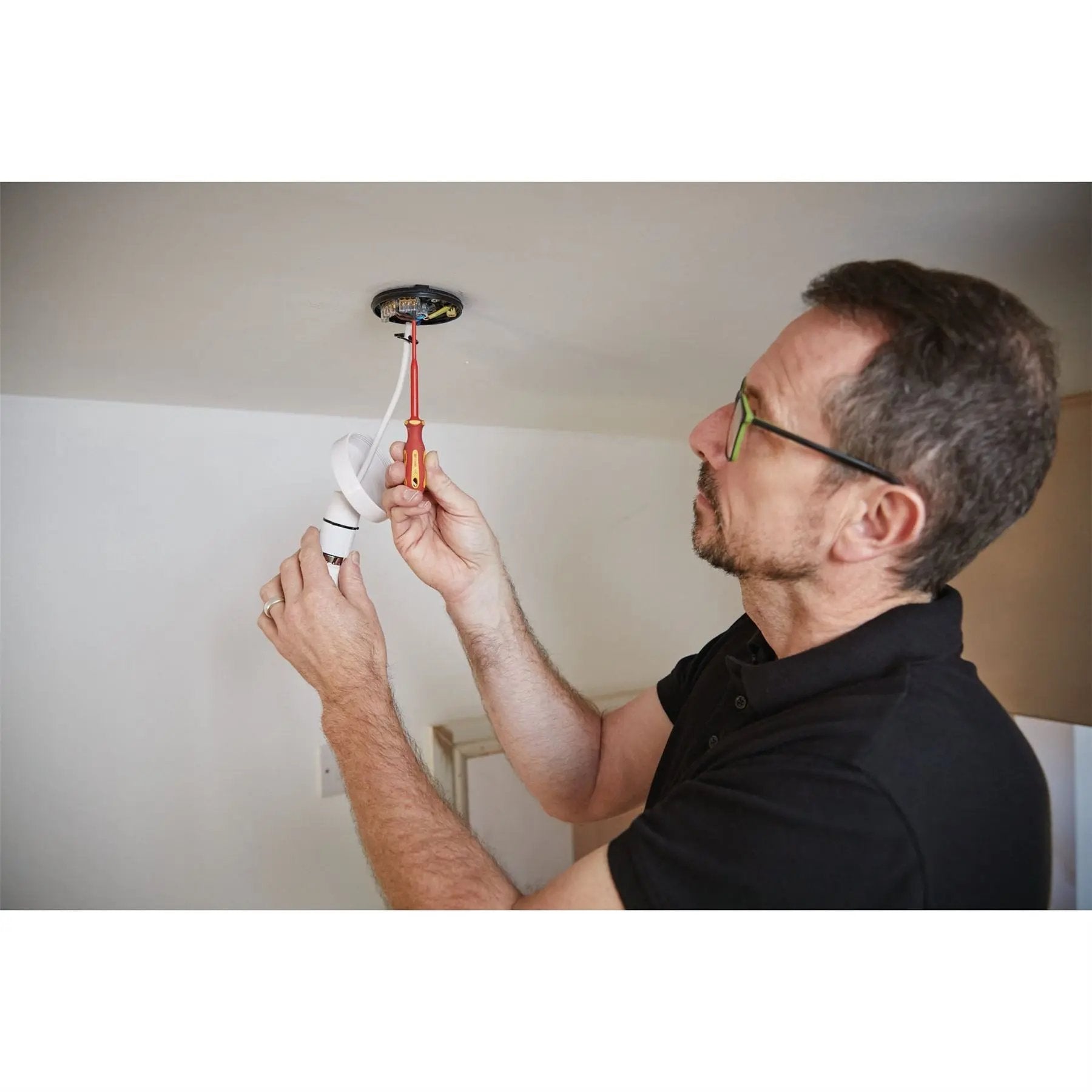 Draper 02159 XP1000® VDE Slimline Plain Slot Screwdriver 3.5 x 100mm Draper