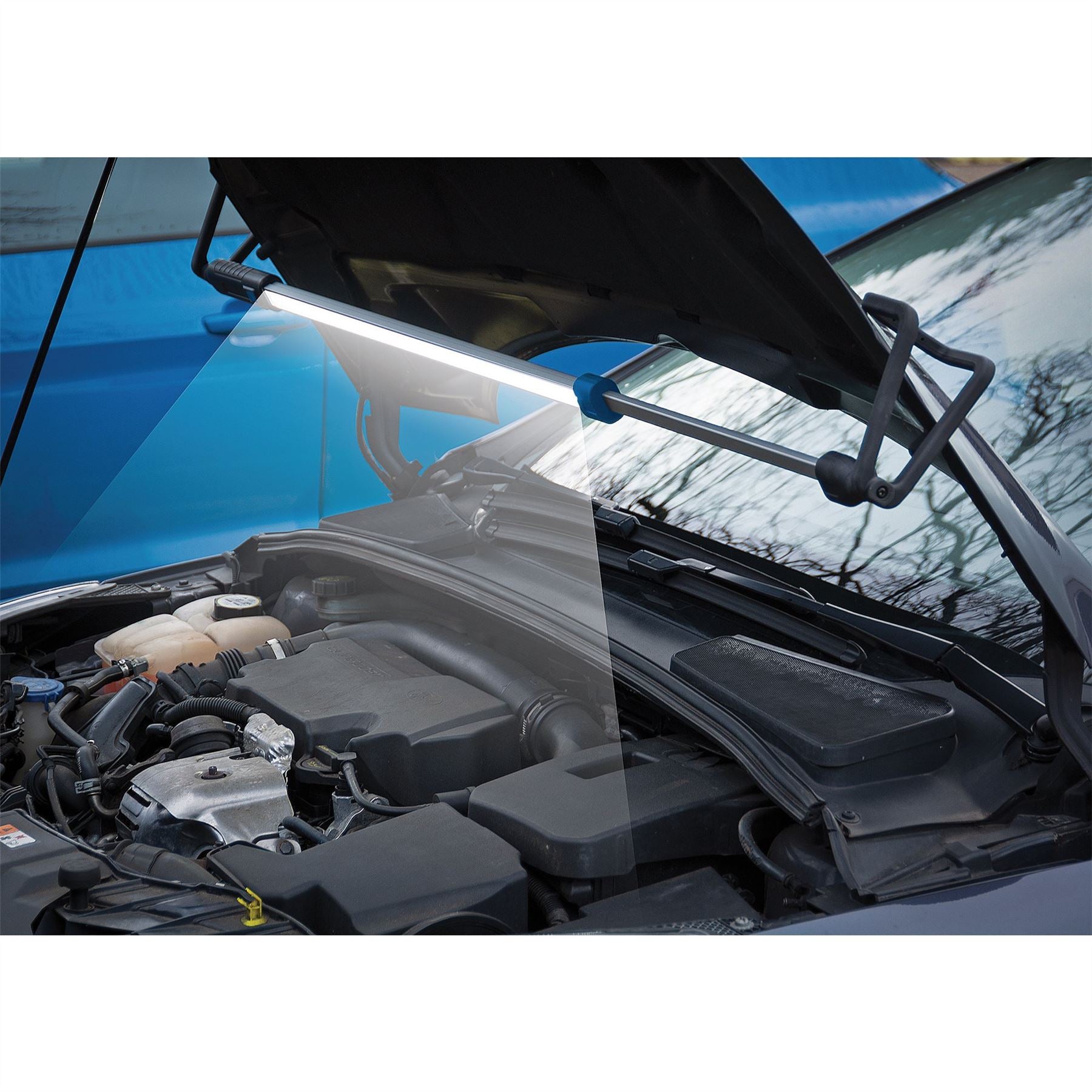 Draper 65391 Expert 50 SMD LED Under Bonnet Rechargeable Inspection Lamp 50W 2000 Lumens USB-C Charger Supplied Draper