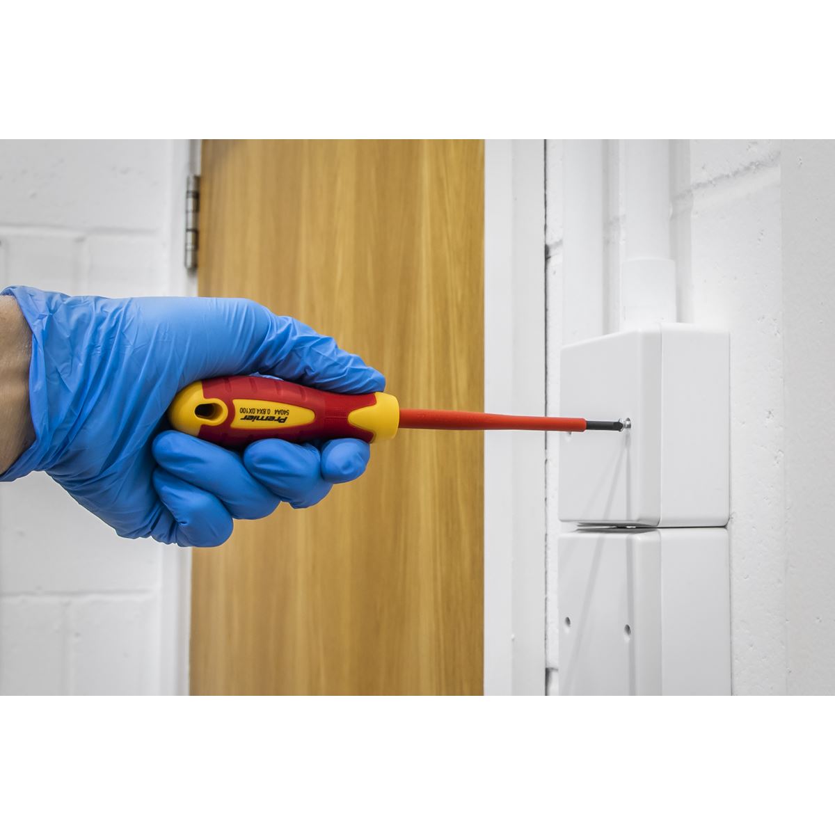 Sealey AK6130 Screwdriver Set 6pc VDE Approved Sealey