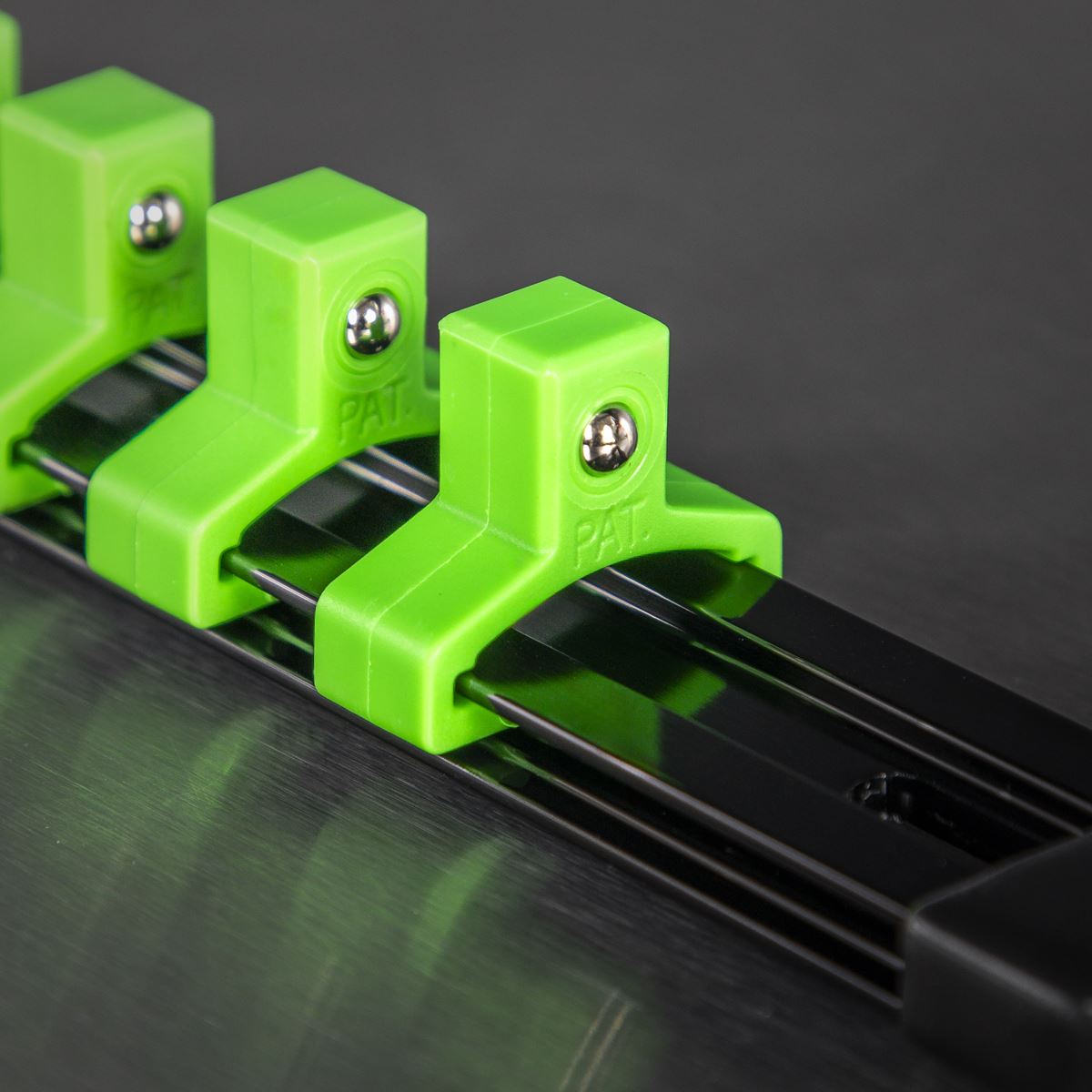 Sealey AK27053HV Socket Retaining Rail with 16 Clips 3/8"Sq Drive - Hi-Vis Green Sealey
