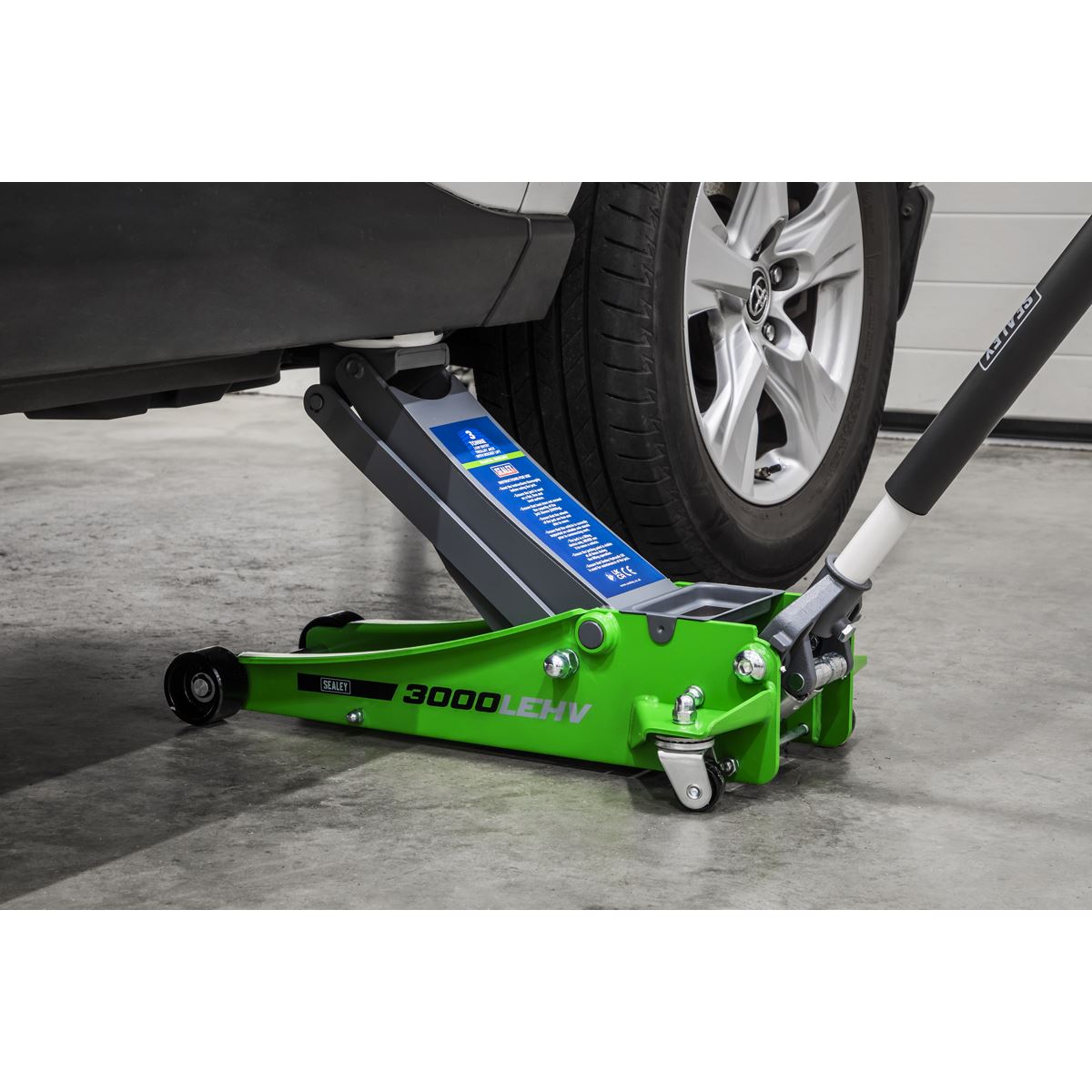 Sealey 3000LEHV Low Profile Trolley Jack with Rocket Lift 3 Tonne - Green Sealey