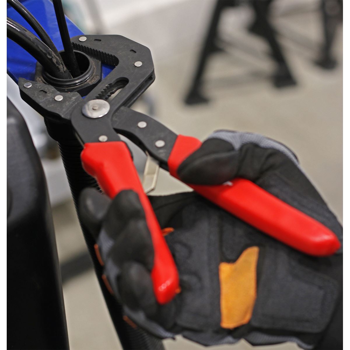 Sealey AK8535 Pliers Multi-Grip Self-Adjusting 175mm Sealey