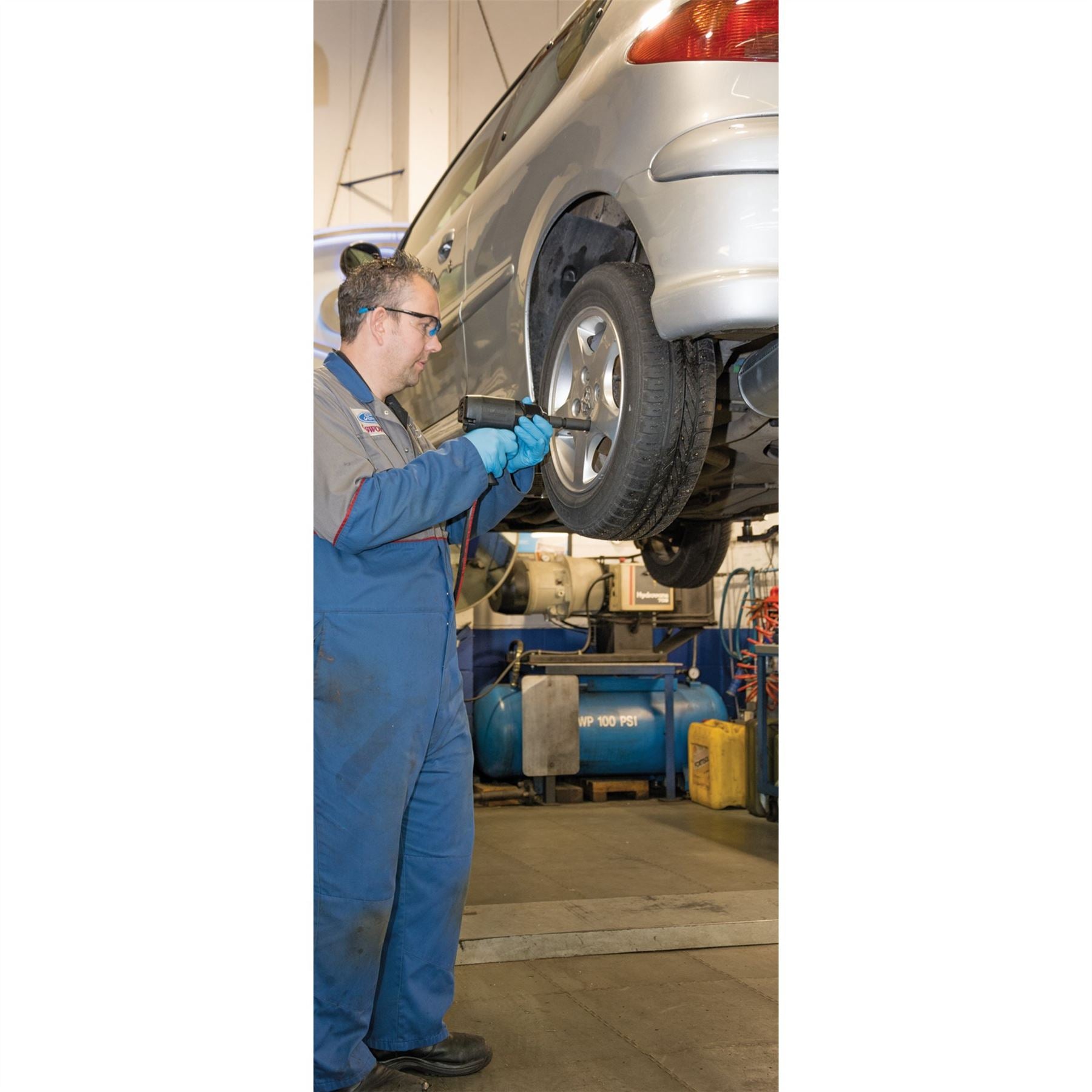 Draper 41096 Composite Body Air Impact Wrench 1/2" Sq. Dr. Draper