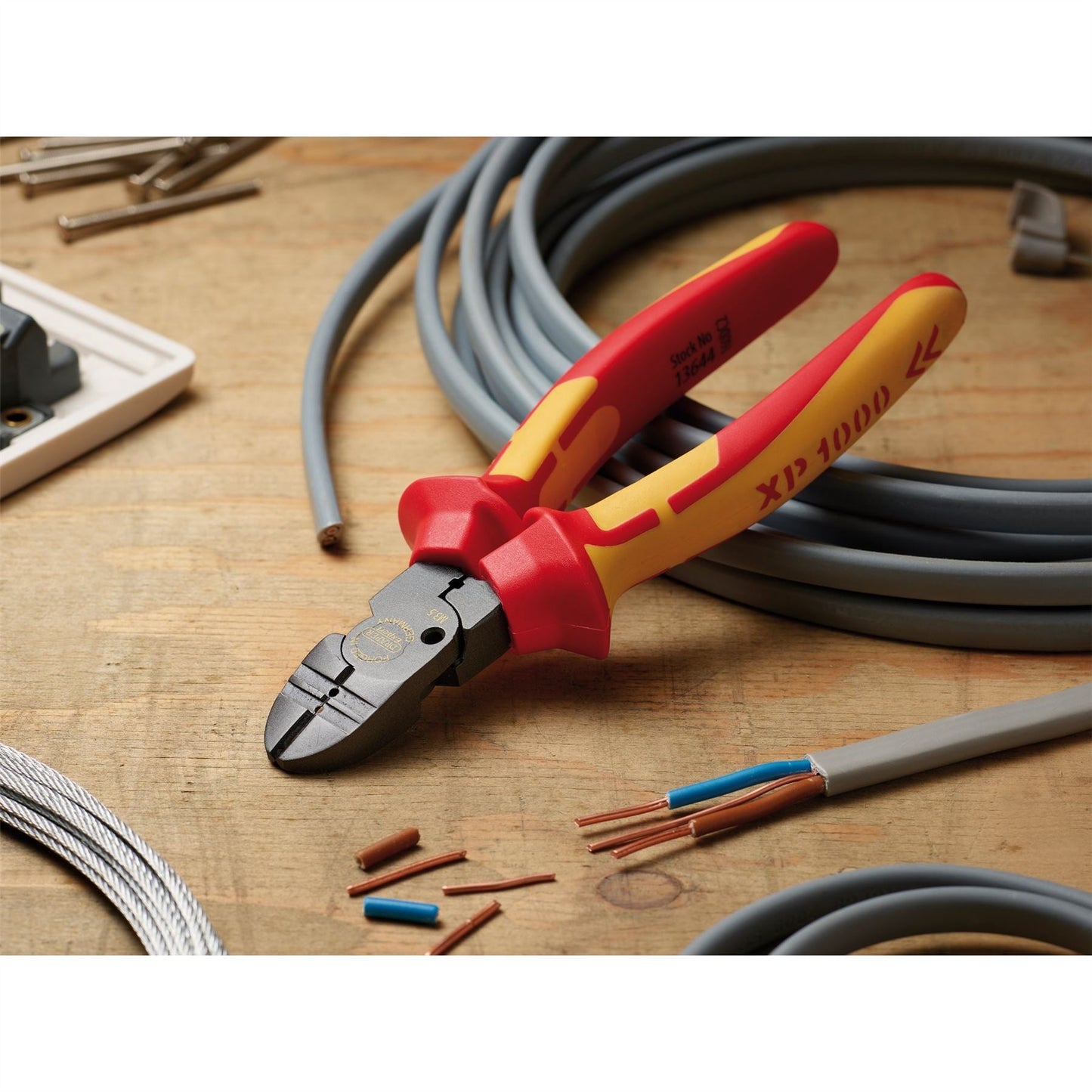 Draper 13644 XP1000® VDE 4-in-1 Combination Cutter 160mm Draper