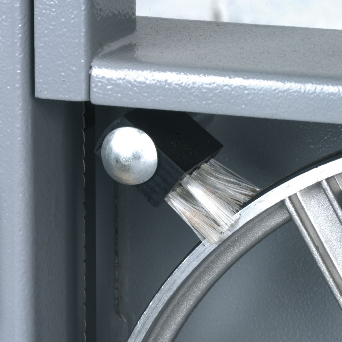 Sealey SM1304 Professional Bandsaw 245mm Sealey