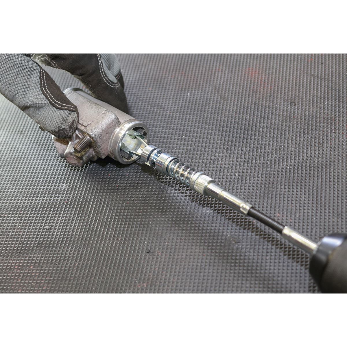 Sealey VS022 Cylinder Hone Twin Leg Ø20-64mm 1-1/8" Medium Stones Sealey