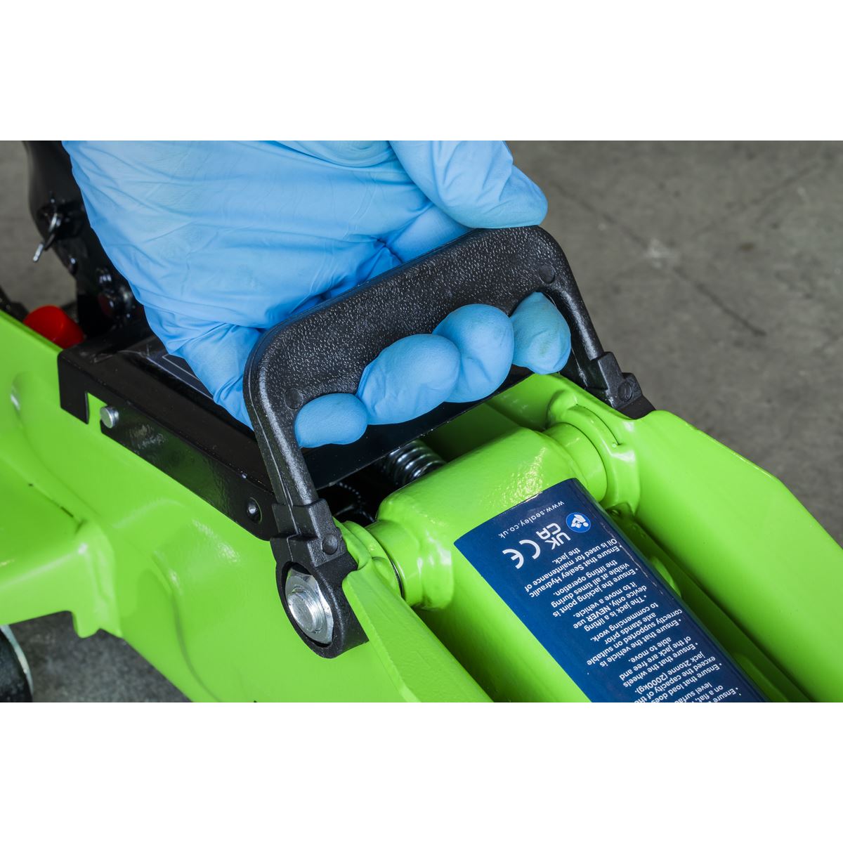 Sealey 1050CXDHV Short Chassis Trolley Jack with Storage Case 2 Tonne - Green Sealey