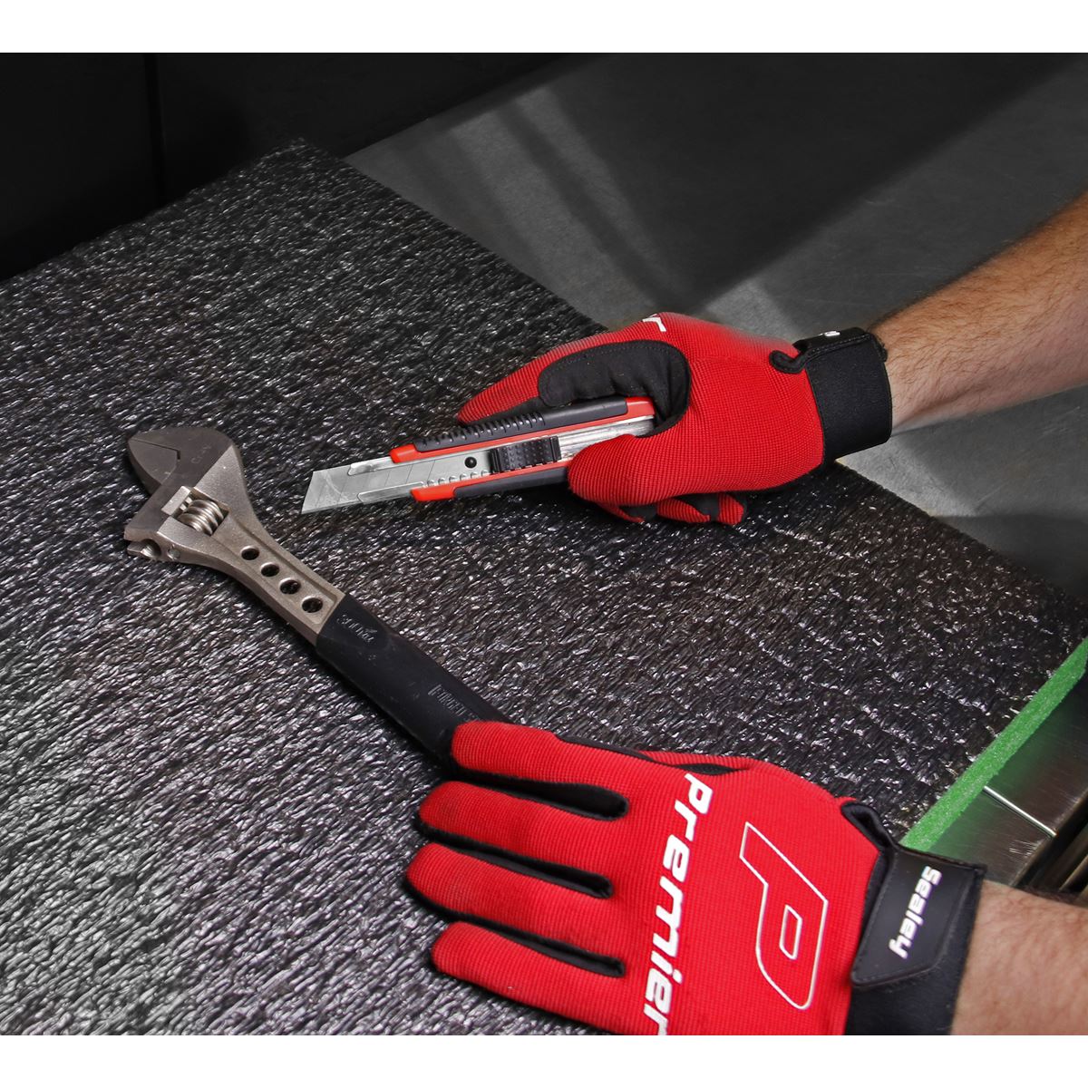 Sealey SF30G Easy Peel Shadow Foam® Green/Black 1200 x 550 x 30mm Sealey