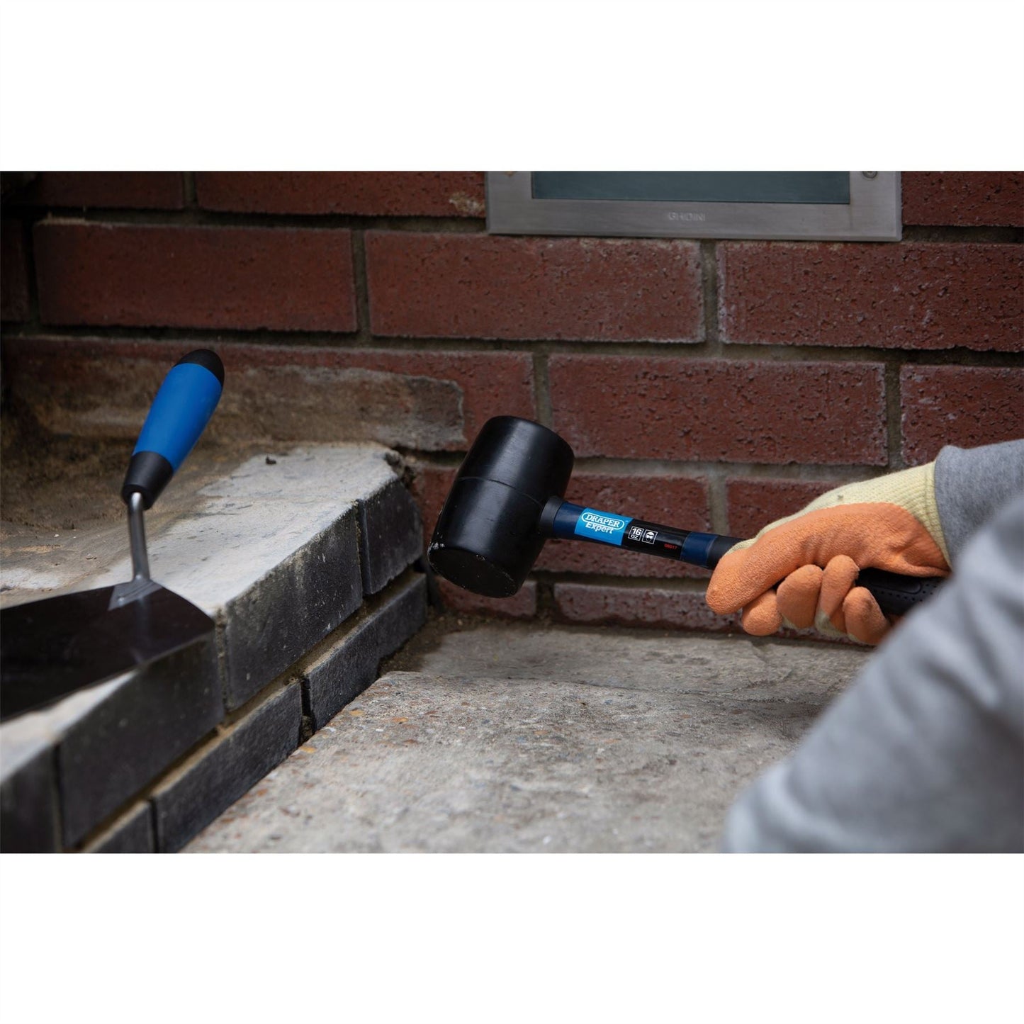 Draper 08017 Rubber Mallet with Fibreglass Shaft 450g/16oz Draper