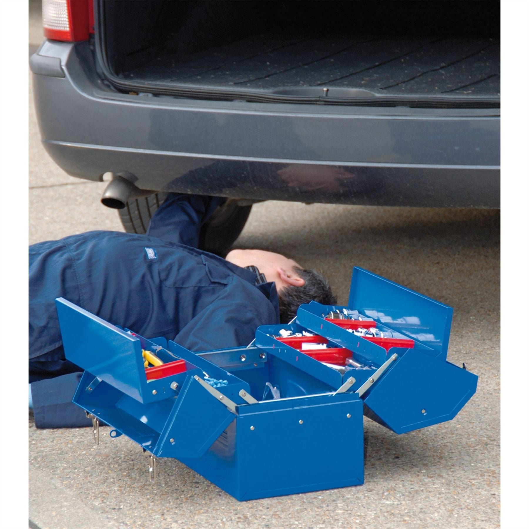 Draper 48566 Barn Type Tool Box with 4 Cantilever Trays 460mm Draper