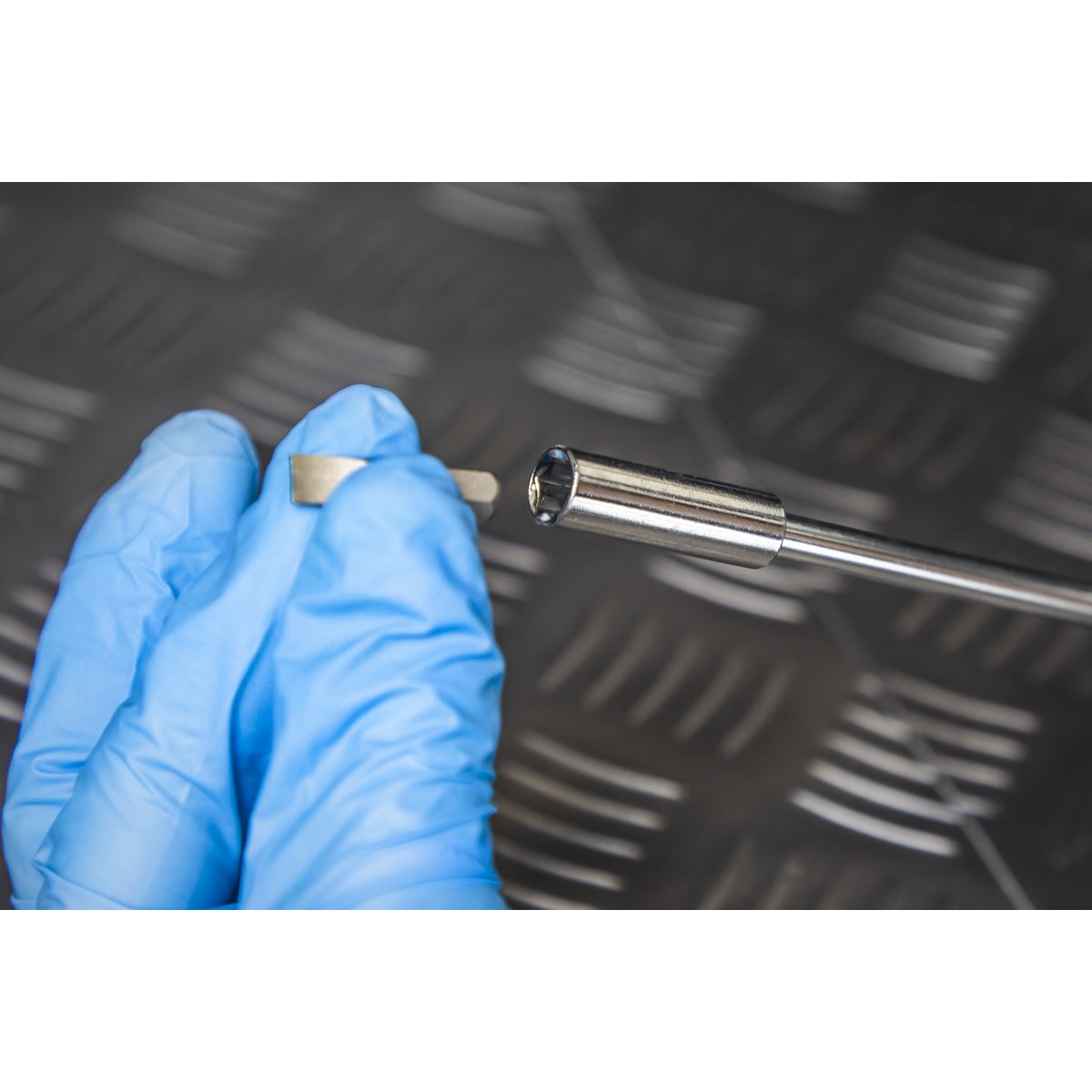 Sealey AK4370HV Screwdriver & Bit Set 33pc GripMAX® - Hi-Vis Sealey