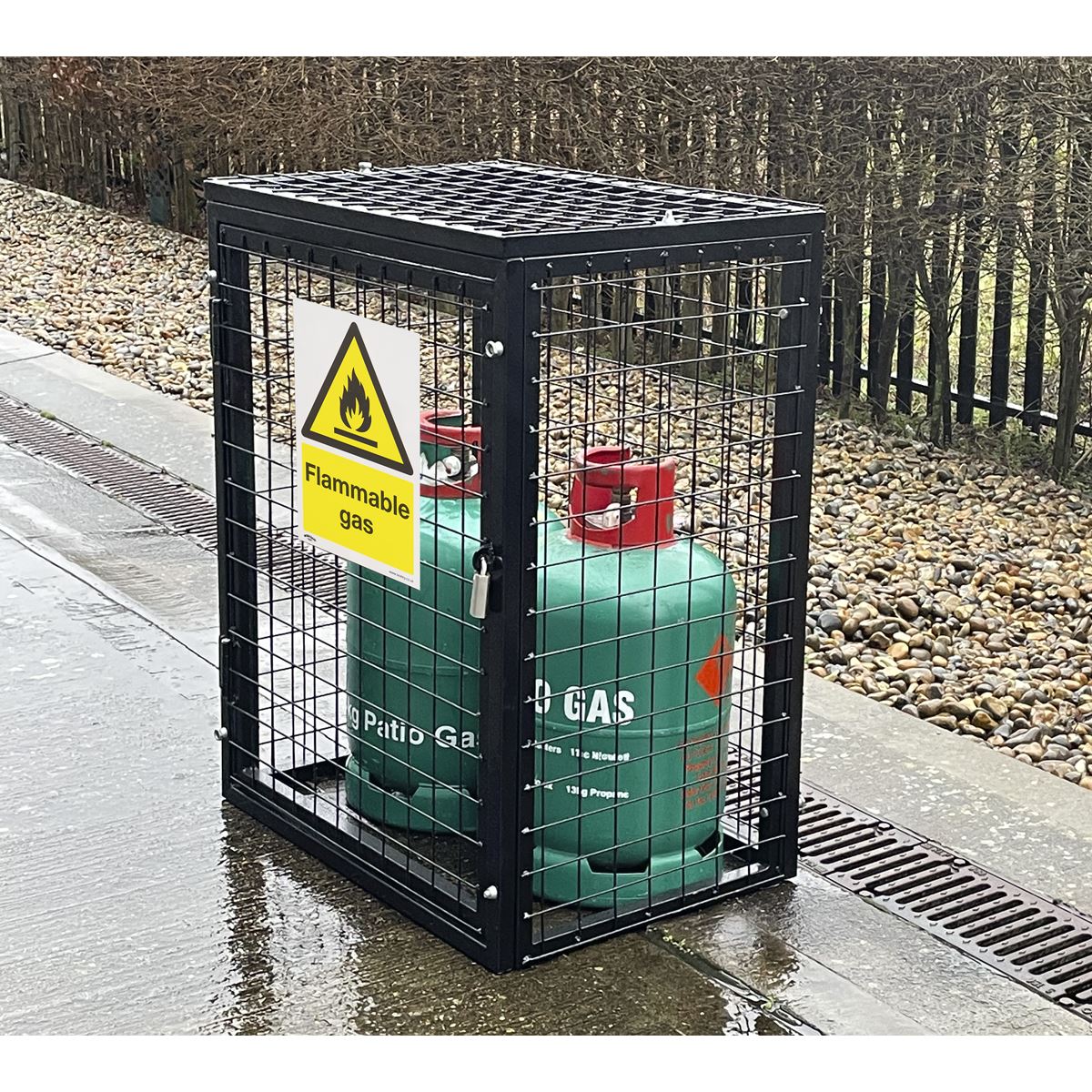 Sealey SS59V10 Warning Safety Sign - Flammable Gas - Self-Adhesive Vinyl - Pack of 10 Sealey