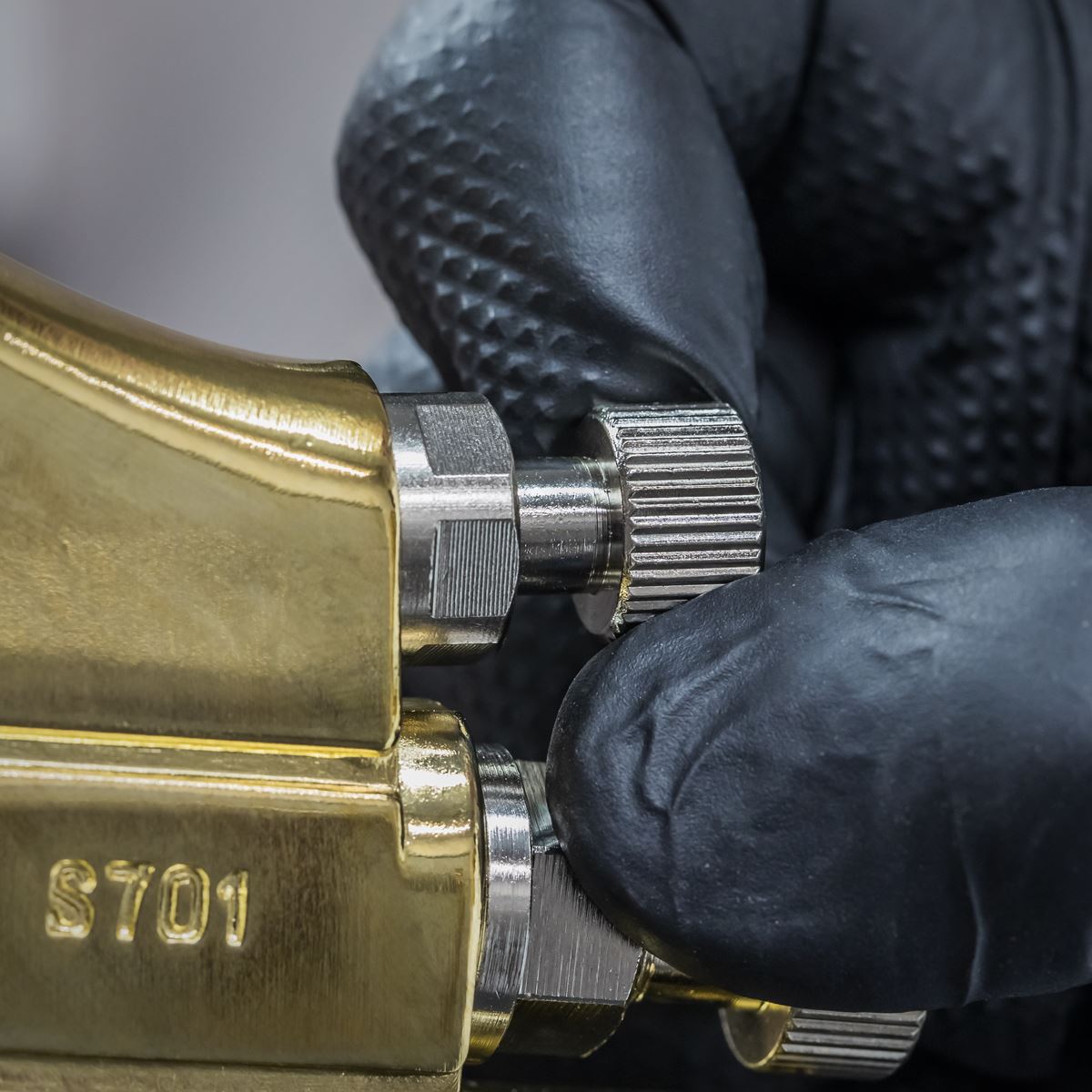 Sealey S701 Spray Gun Professional Suction Feed - 1.8mm Set-Up Sealey