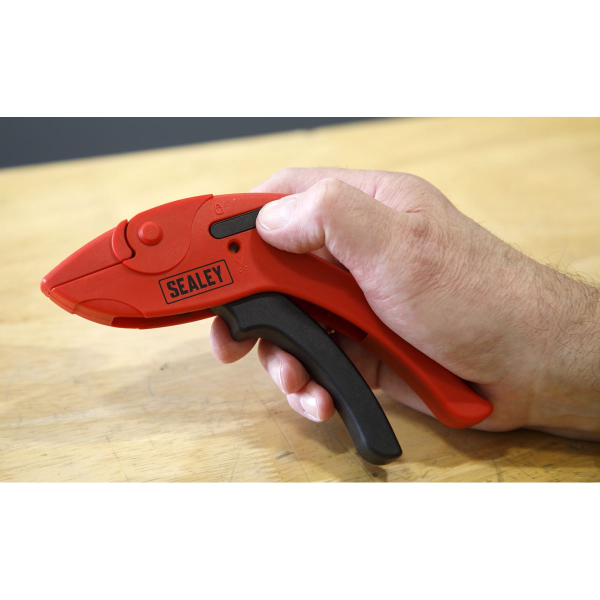 Sealey AK2269 Pistol Grip - Automatic Wire Stripping Tool Sealey