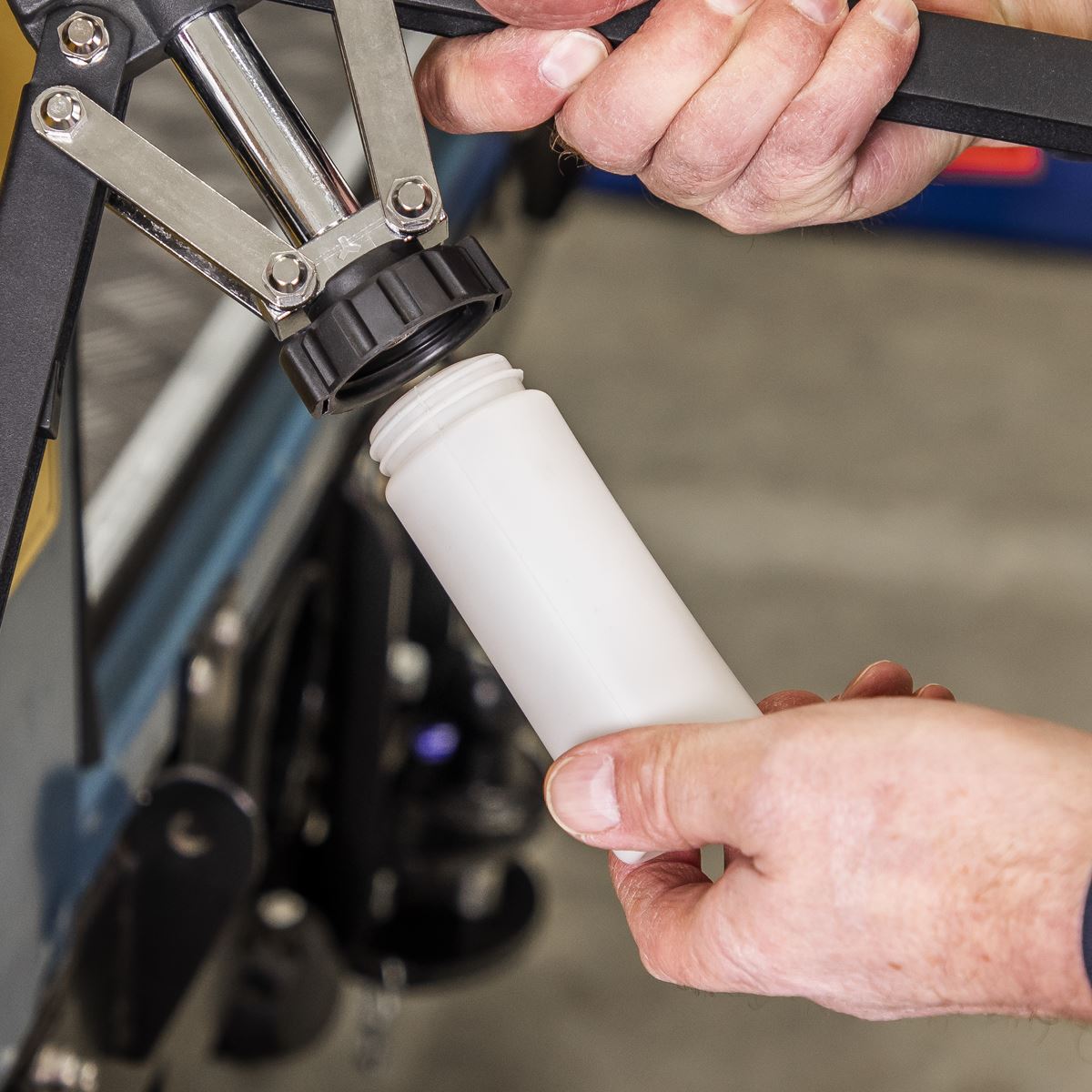 Sealey AK3981 Long-Arm Riveter with Collection Bowl Heavy-Duty Sealey