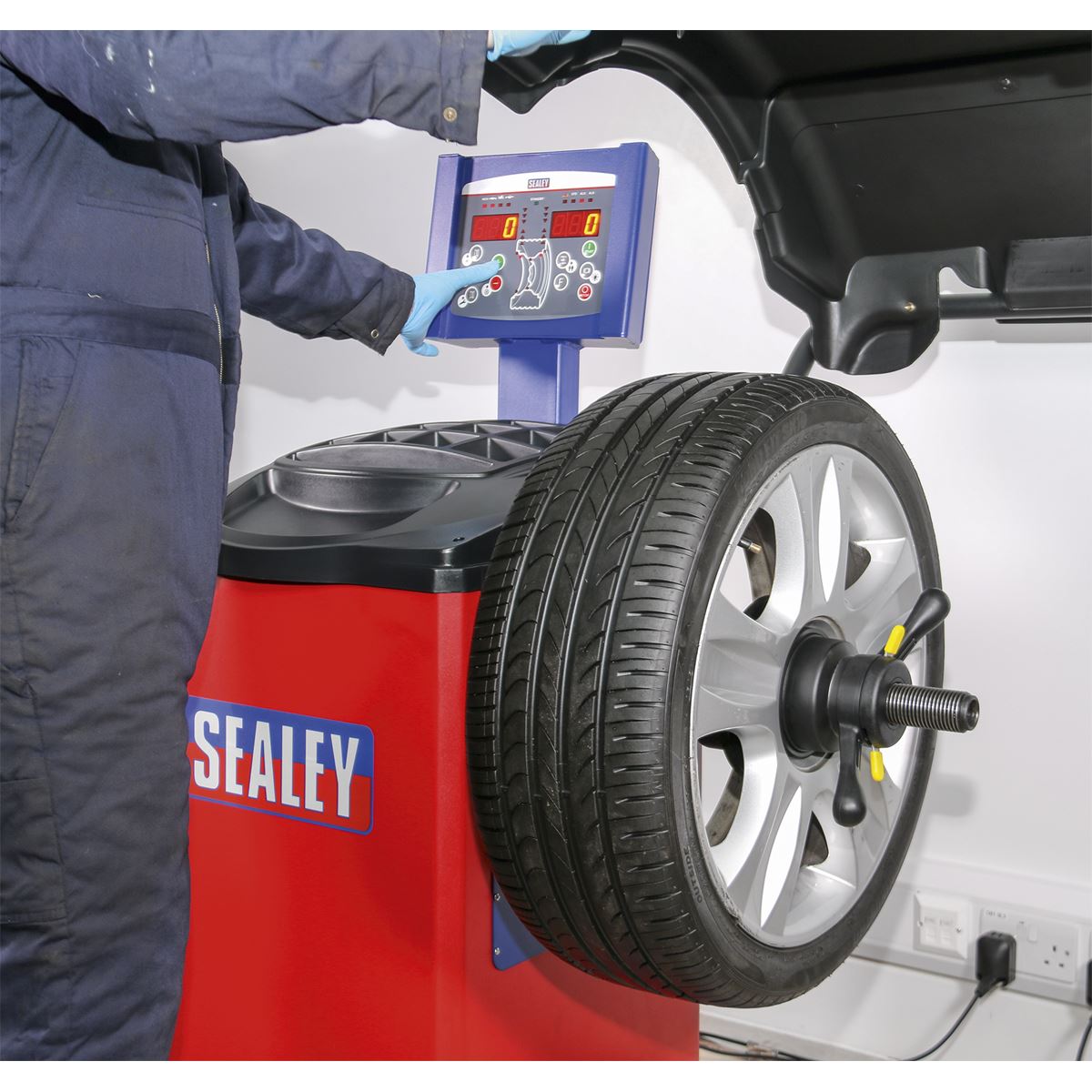 Sealey WB10 Wheel Balancer - Semi-Automatic Sealey