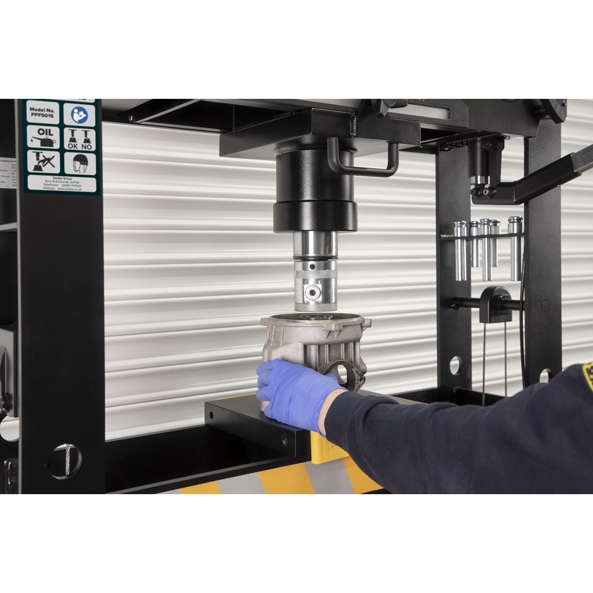 Sealey PPF501S Viking Floor Type Air/Hydraulic Press with Sliding Ram & Foot Pedal 50 Tonne Sealey