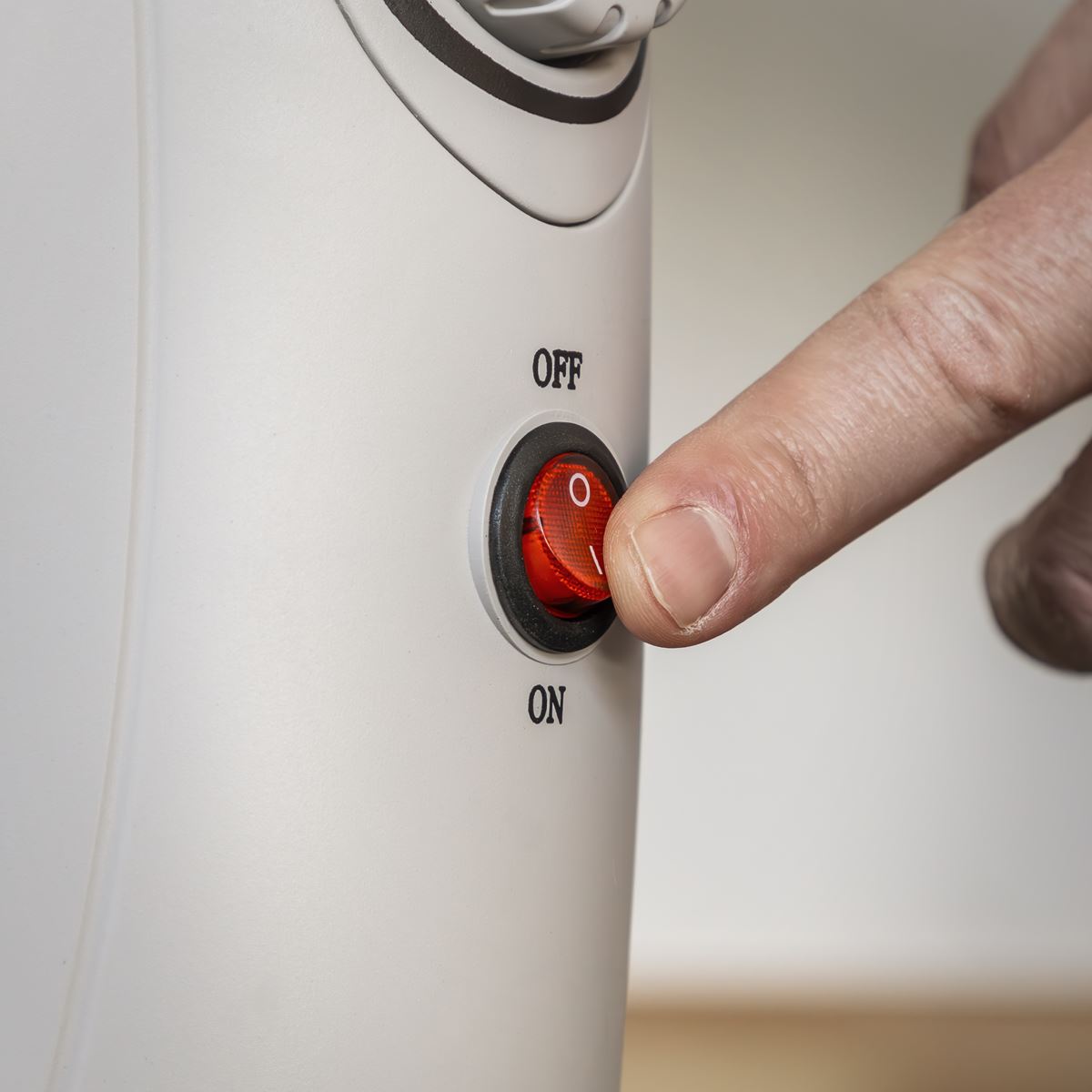 Sealey RD800 Oil-Filled Radiator Mini 800W/230V 6-Element Sealey