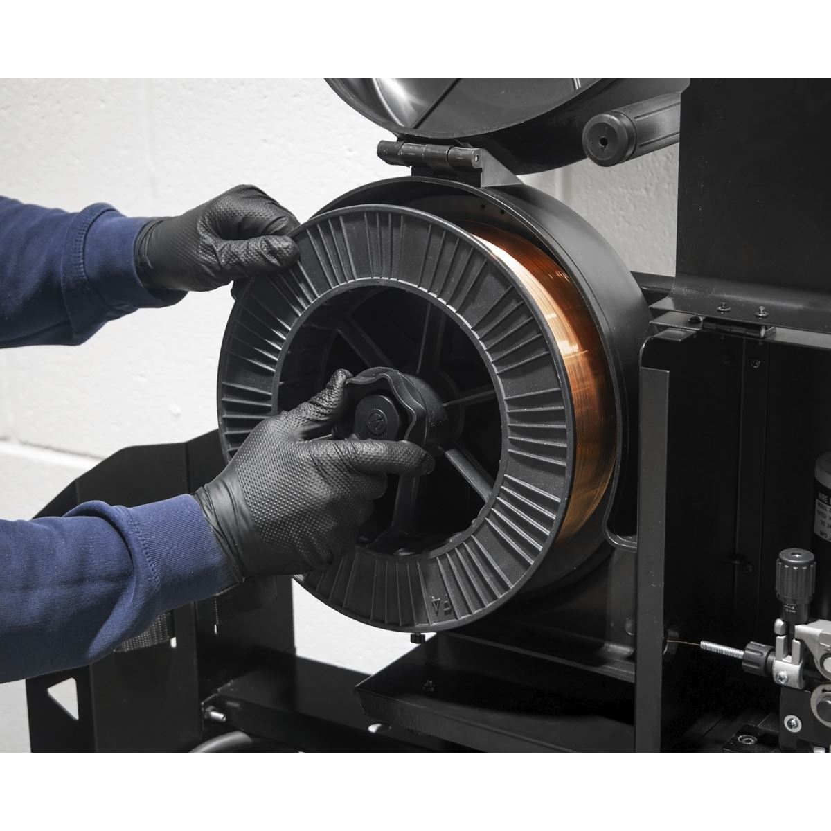 Sealey POWERMIG500i 500A Professional Gas/Gasless MIG/MMA/TIG Inverter Welder With Portable Wire Feeder 415V 3ph Sealey