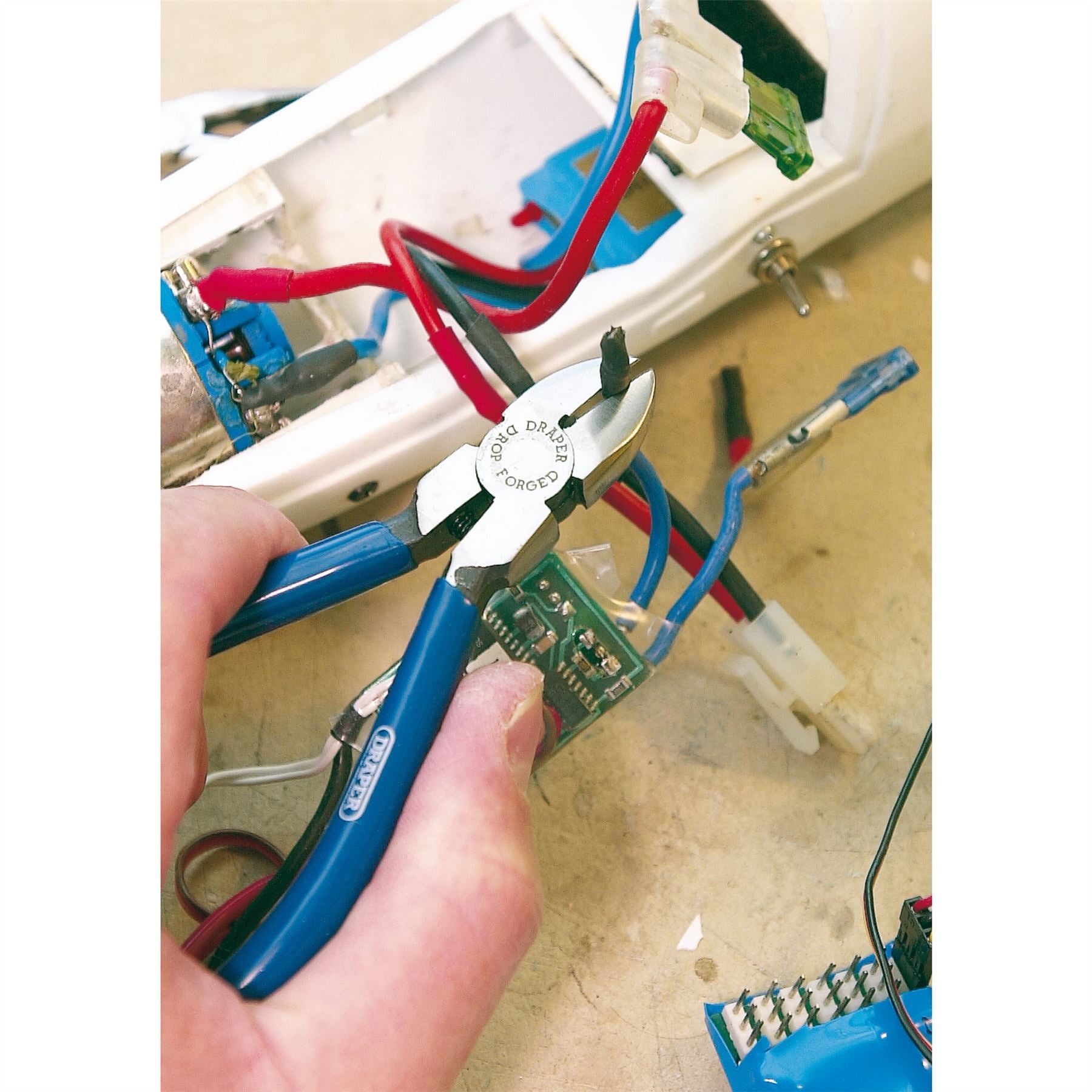 Draper 19646 Spring Loaded Diagonal Side Cutter 115mm Draper