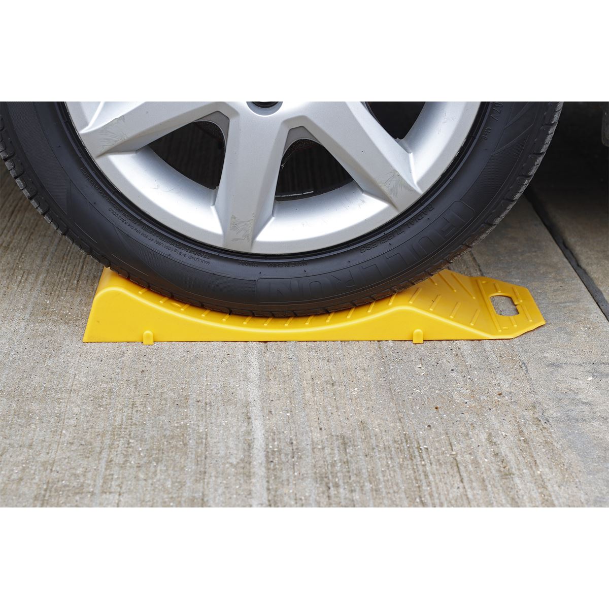 Sealey TS05 Tyre Savers - 2.5 Tonne Capacity per Ramp 5tonne Capacity per Pair Sealey
