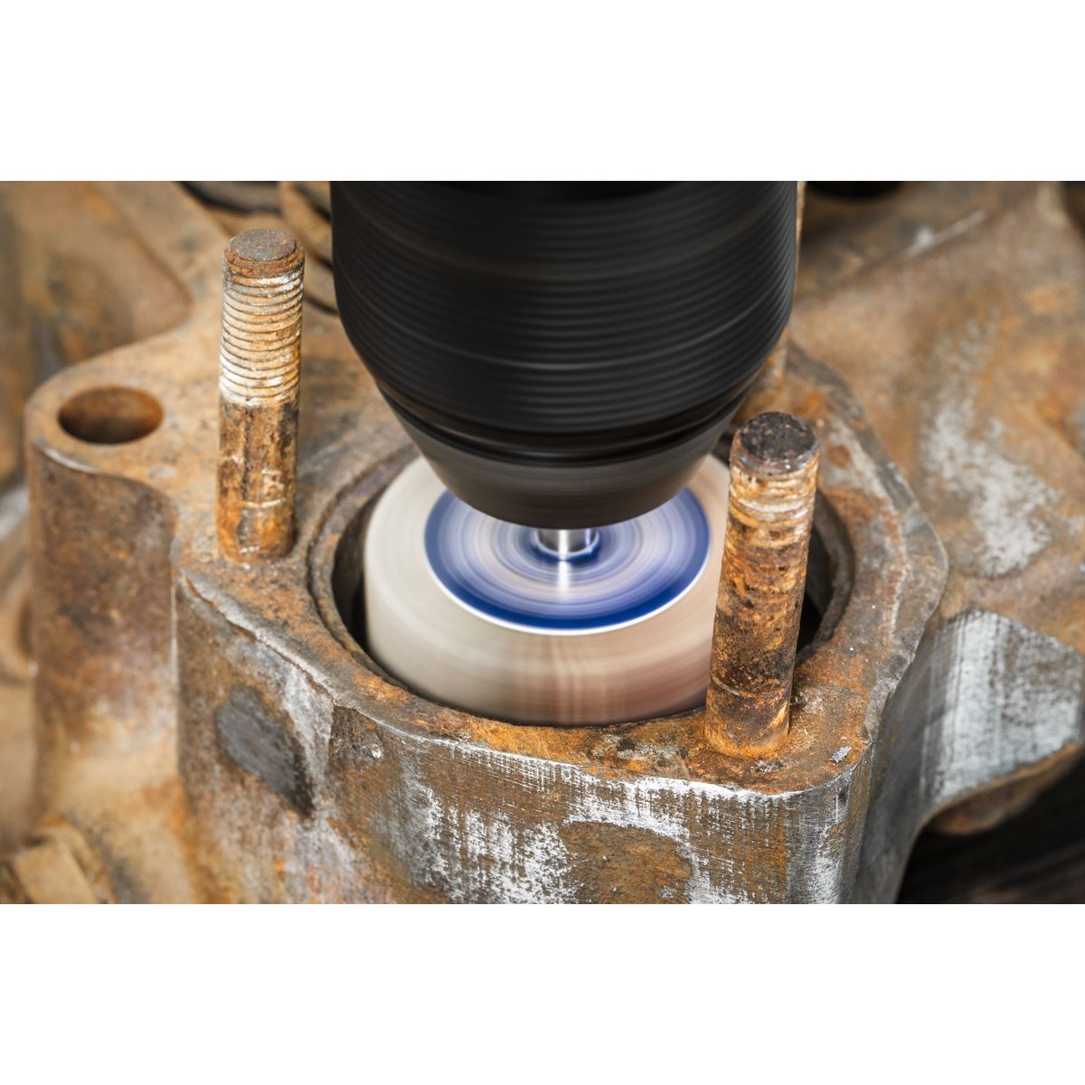 Sealey FW4030ASS Abrasive Flap Wheel Ø40 x 30mm Ø6mm Shaft Assorted Grit - Pack of 5 Sealey