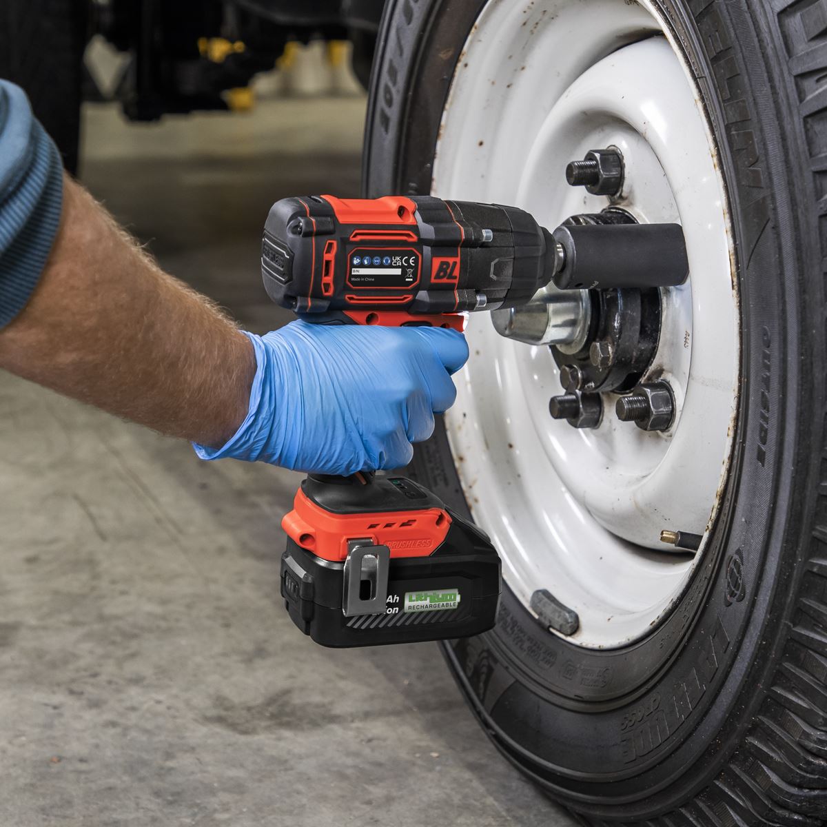 Sealey CP650LI Cordless Brushless Impact Wrench 18V 4Ah Lithium-ion 1/2"Sq Drive Sealey