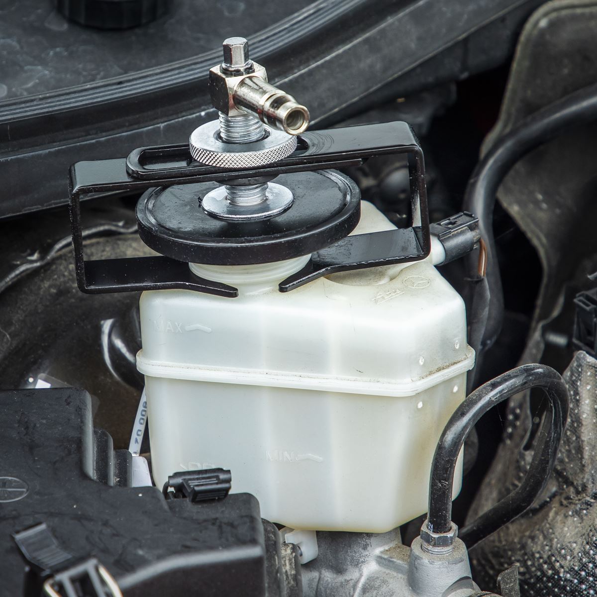 Sealey VS0204UA Universal Adaptor Brake & Clutch Bleeder Cap Sealey