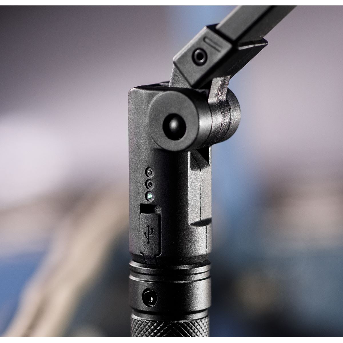 Sealey LED02G Rechargeable Aluminium Folding Pocket Light 2 COB & 1 SMD LED Sealey