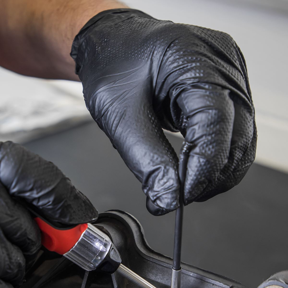 Sealey SSP57L Black Diamond Grip Extra-Thick Nitrile Powder-Free Gloves Large - Pack of 50 Sealey