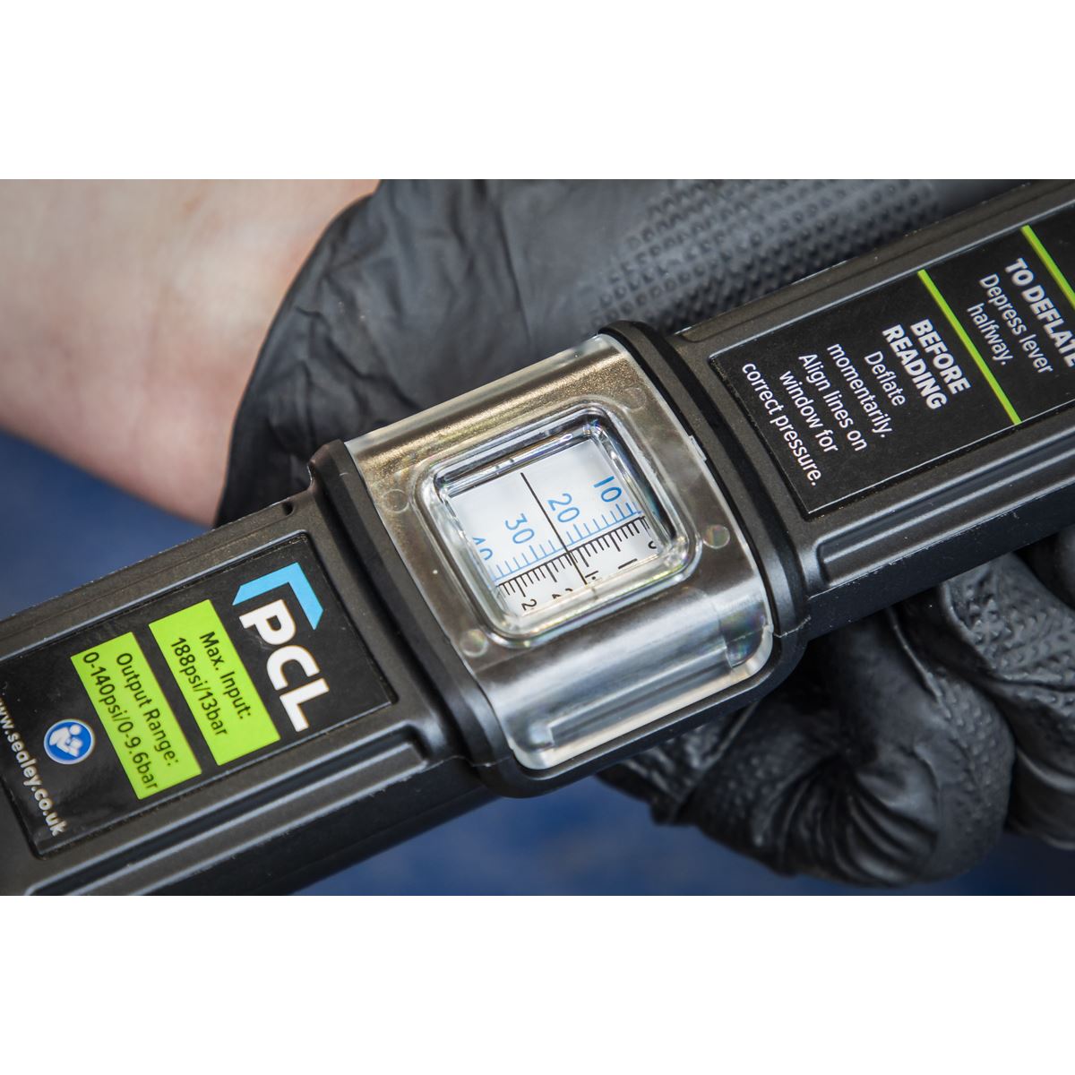 Sealey SA37/98 Clip-On Connector Tyre Inflator Airlite Eco Sealey