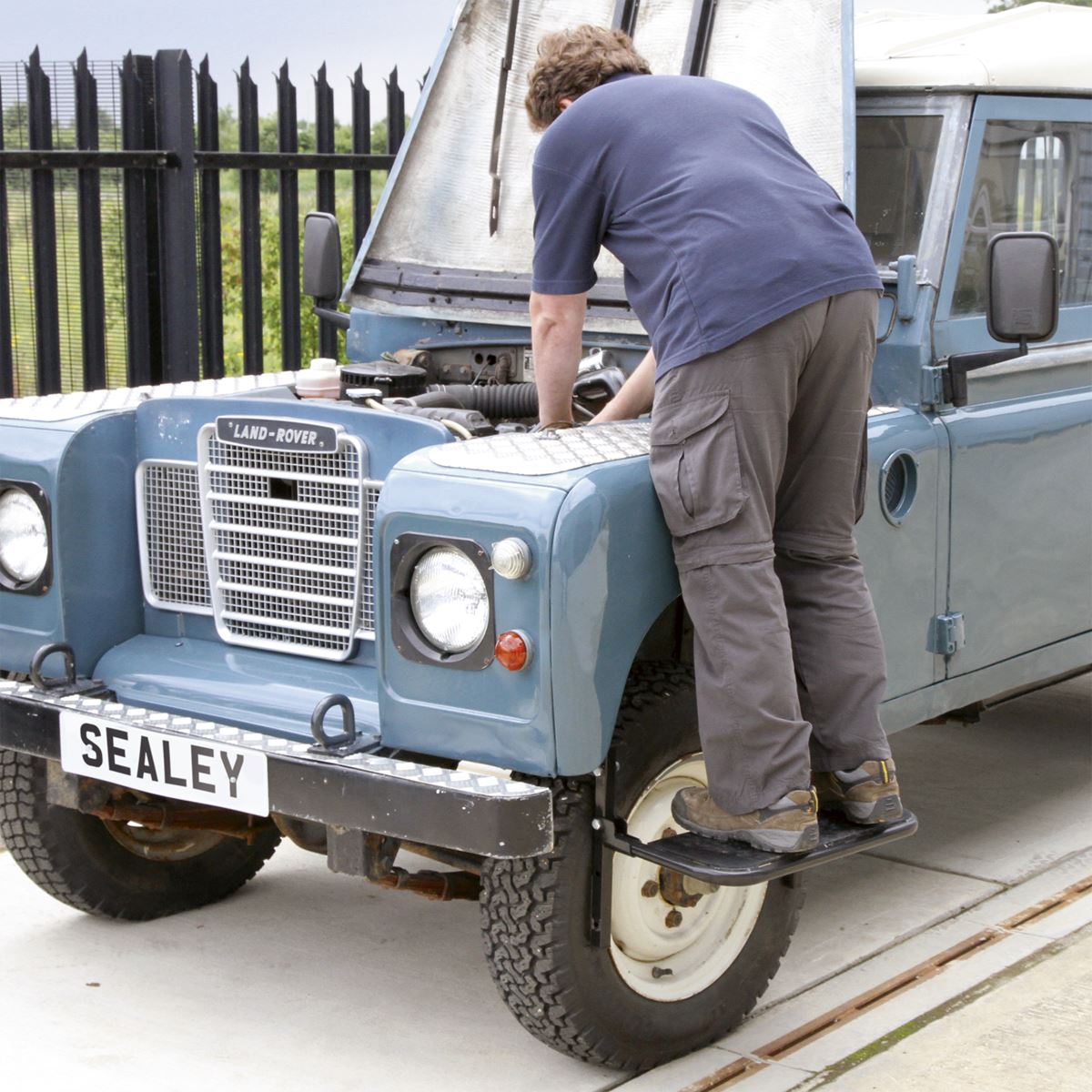 Sealey STS01 Folding Wheel Step Sealey