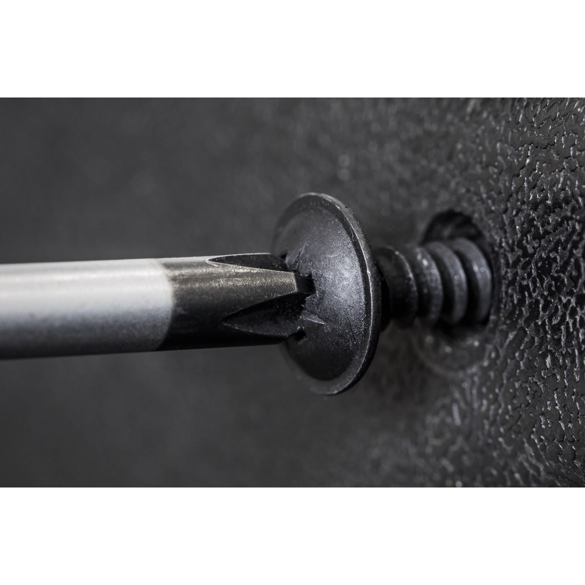 Sealey BST4213 Self-Tapping Screw 4.2 x 13mm Flanged Head Black Pozi Pack of 100 Sealey