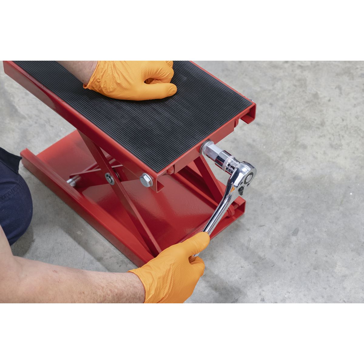 Sealey MC5908 Motorcycle Scissor Stand 450kg Capacity Sealey