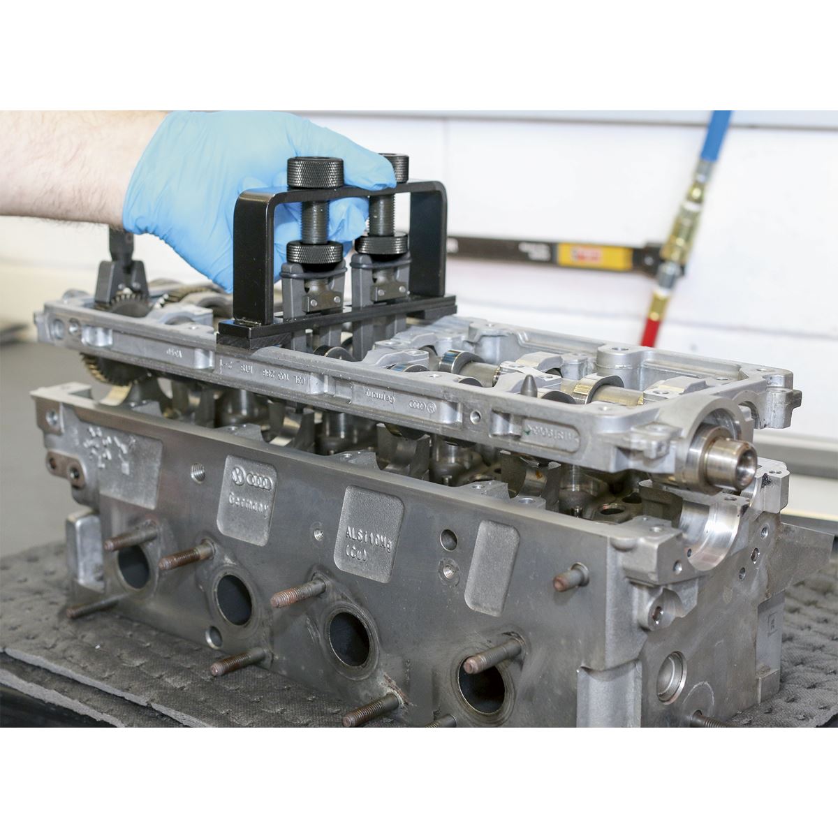 Sealey VSE7171 Camshaft Installation Kit - for VAG Porsche - Belt & Chain Drive Sealey