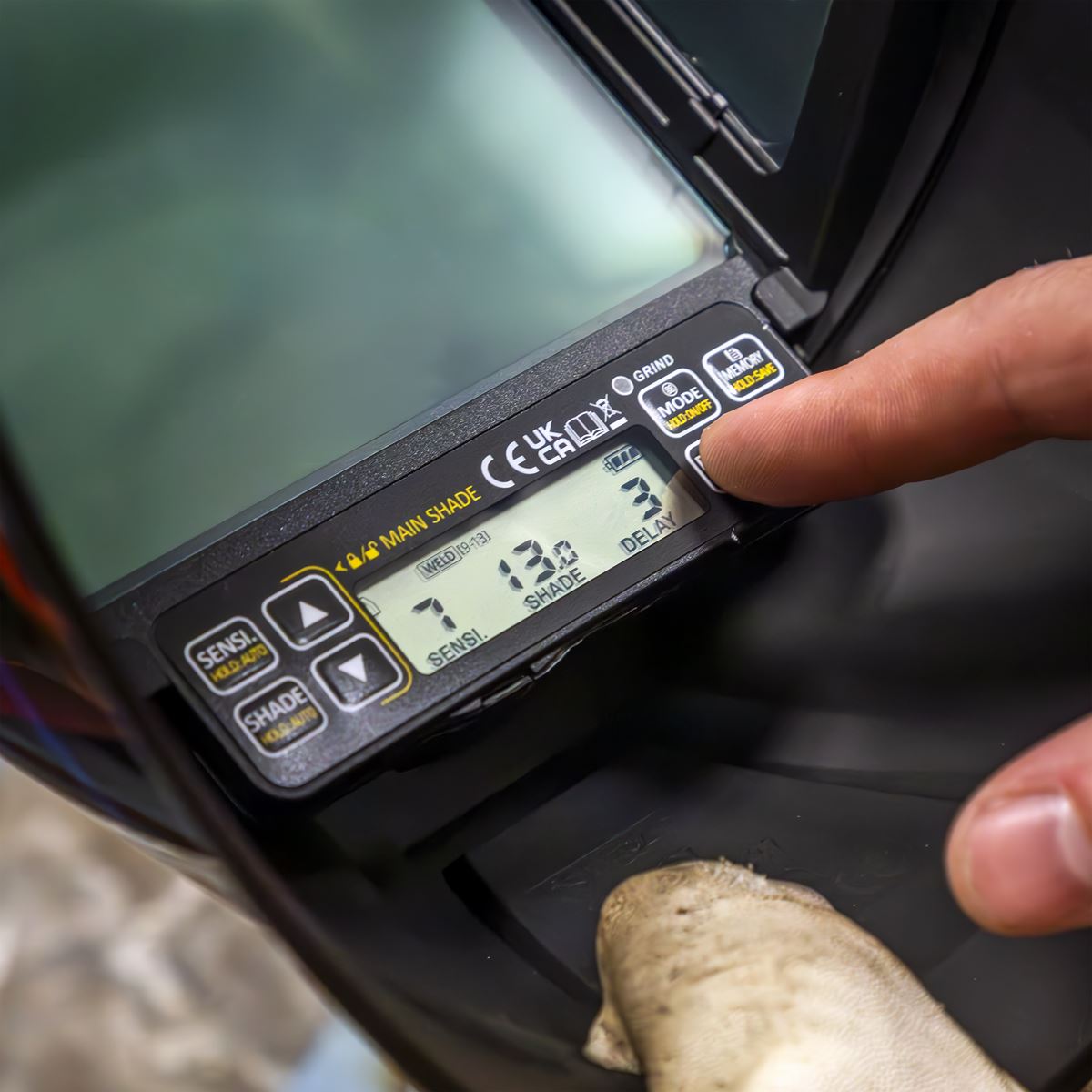 Sealey PWH602 Panoramic Welding Helmet Auto Darkening - Shade 9-13 Sealey