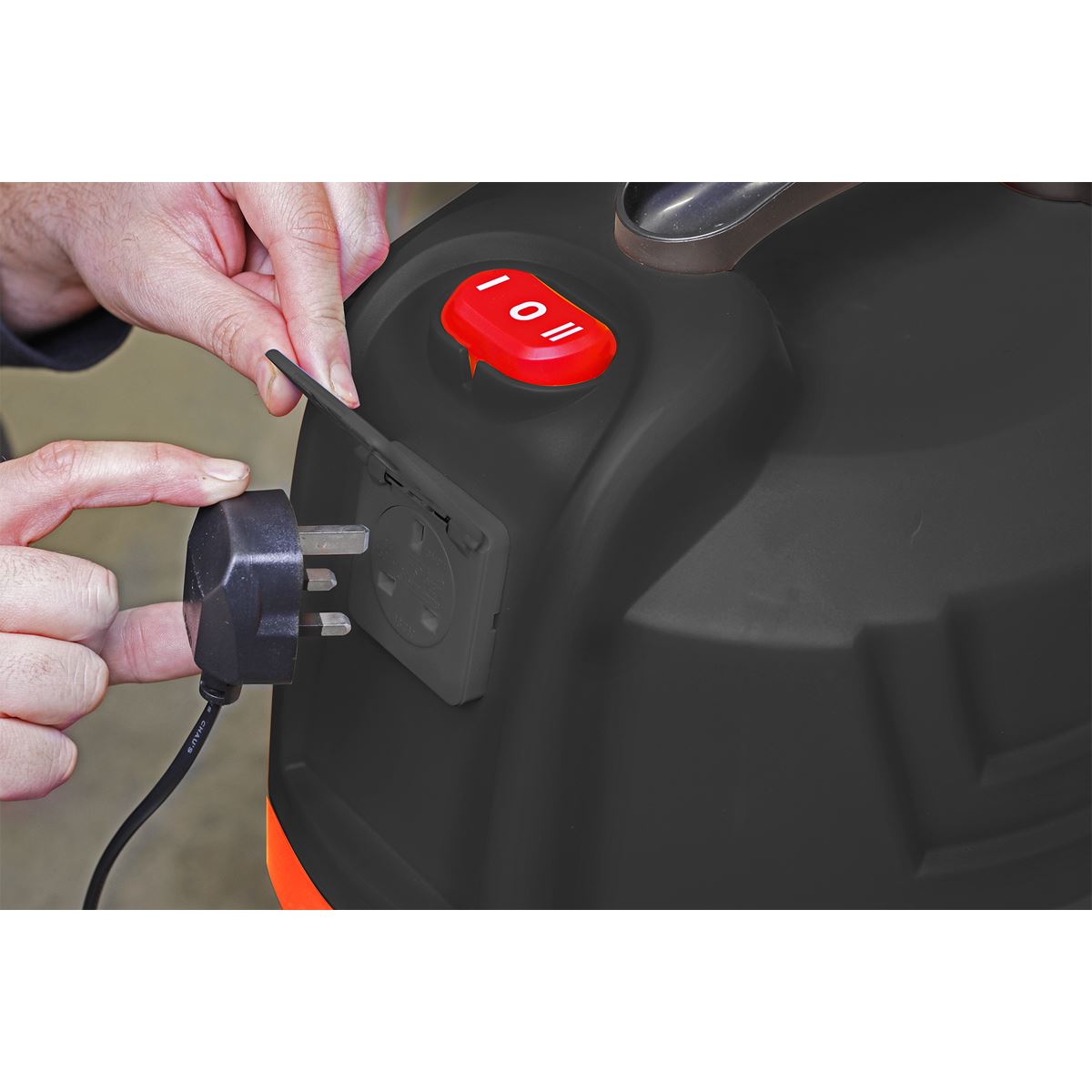 Sealey PC300BL Vacuum Cleaner Cyclone Wet & Dry 30L Double Stage 1200W/230V Sealey