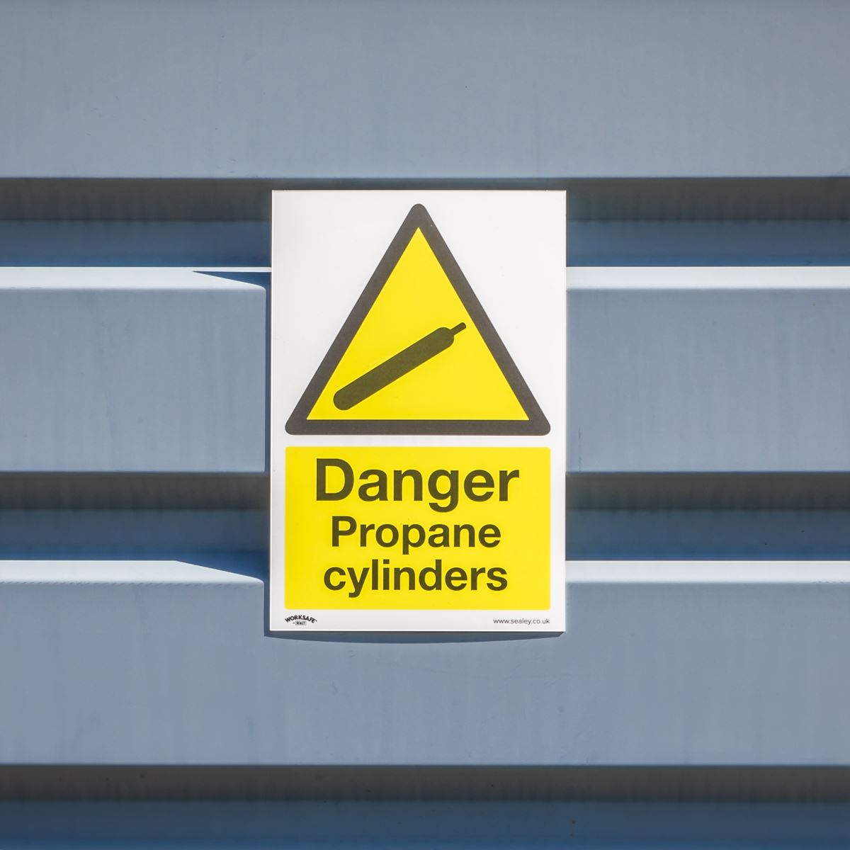 Sealey SS62P10 Warning Safety Sign - Danger Propane Cylinders - Rigid Plastic - Pack of 10 Sealey
