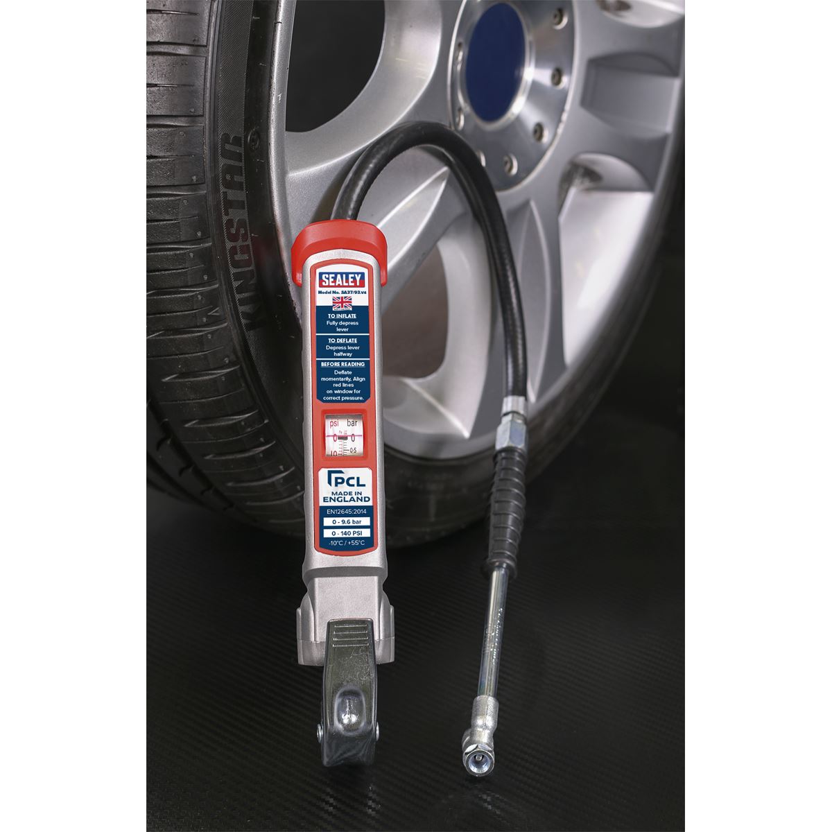 Sealey SA37/93 Professional Tyre Inflator with Twin Push-On Connector Sealey