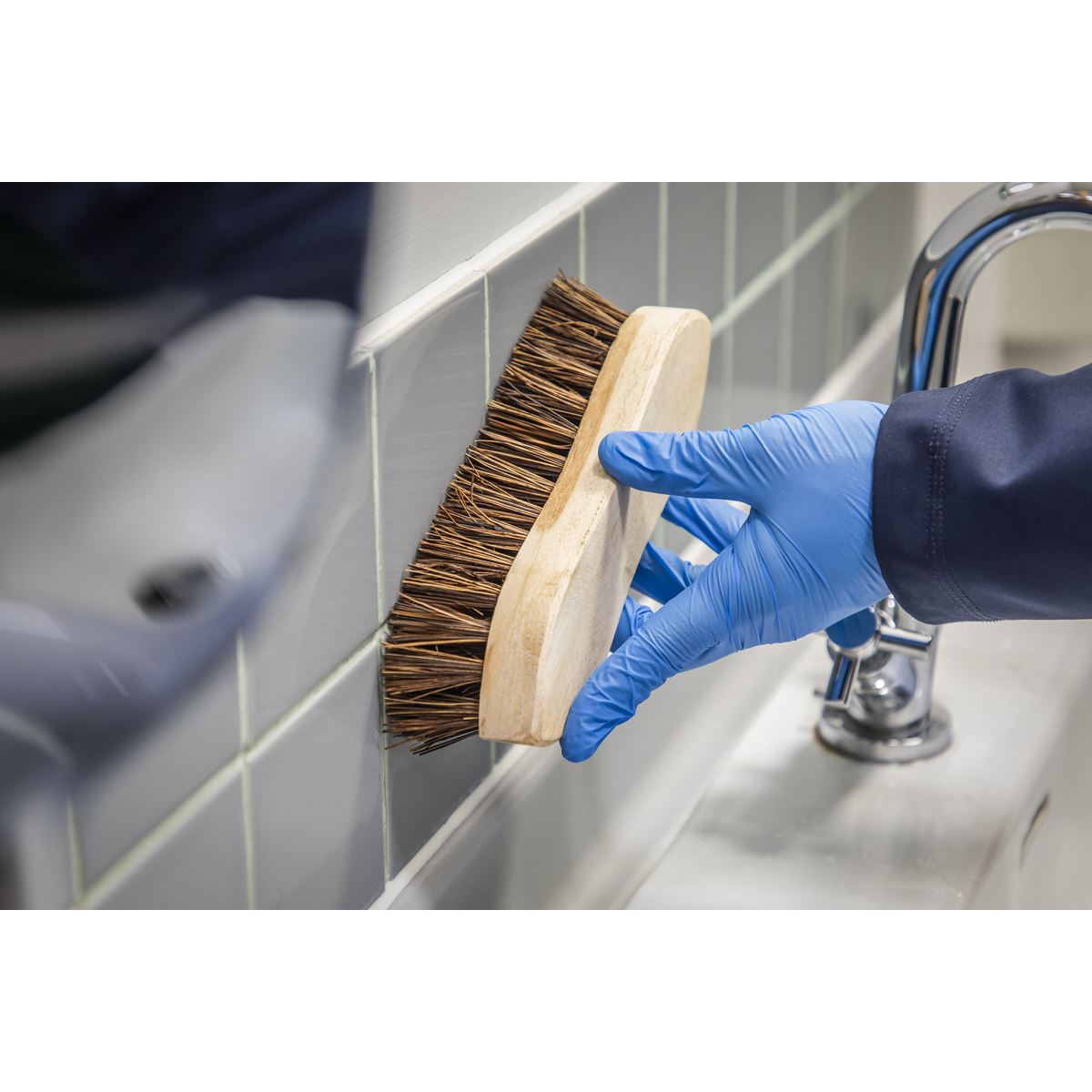 Sealey BM27 Scrubbing Brush 8"(200mm) Sealey