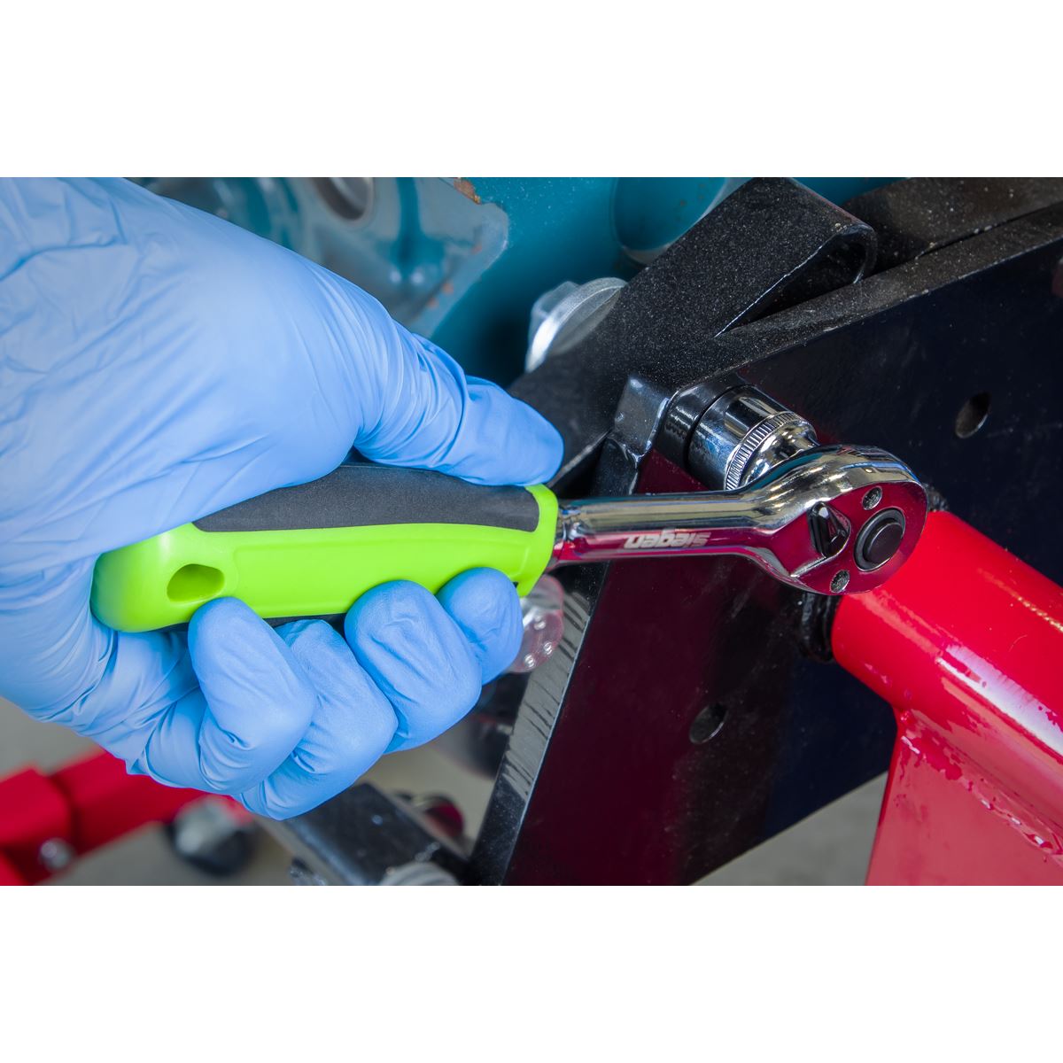 Siegen S01201 Ratchet Wrench 3/8"Sq Drive Pear-Head Flip Reverse Siegen