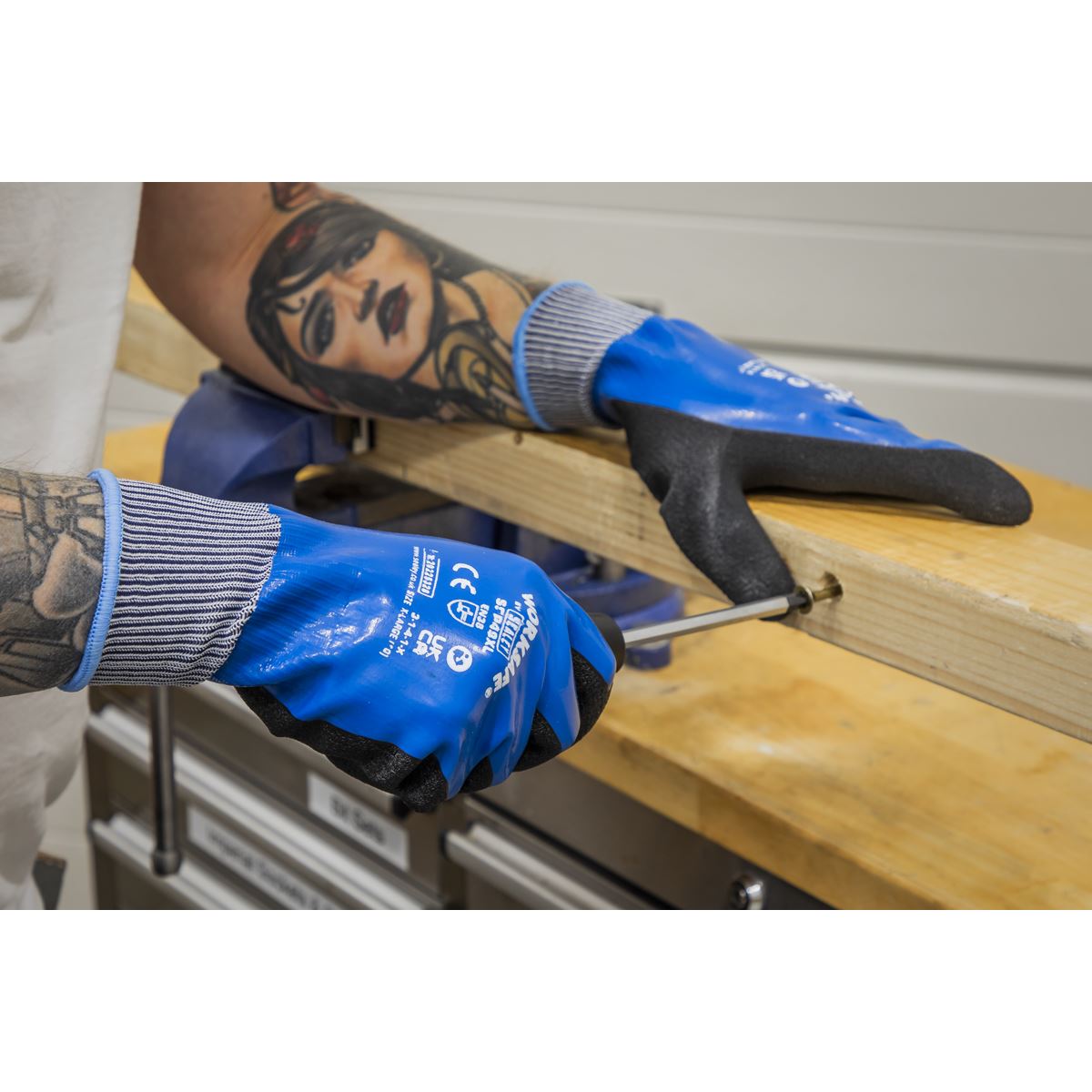 Sealey SSP49XL/B120 Waterproof Latex Gloves - (X-Large) - Box of 120 Pairs Sealey