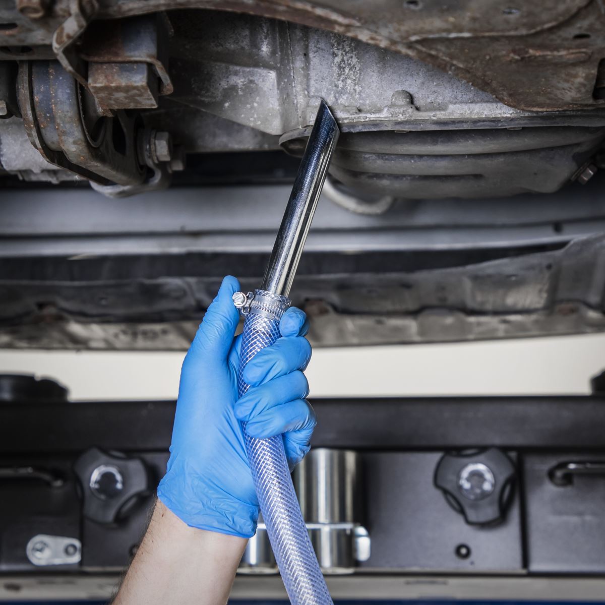 Sealey TP70 Gear Oil Pump with 10.5L Steel Reservoir Sealey